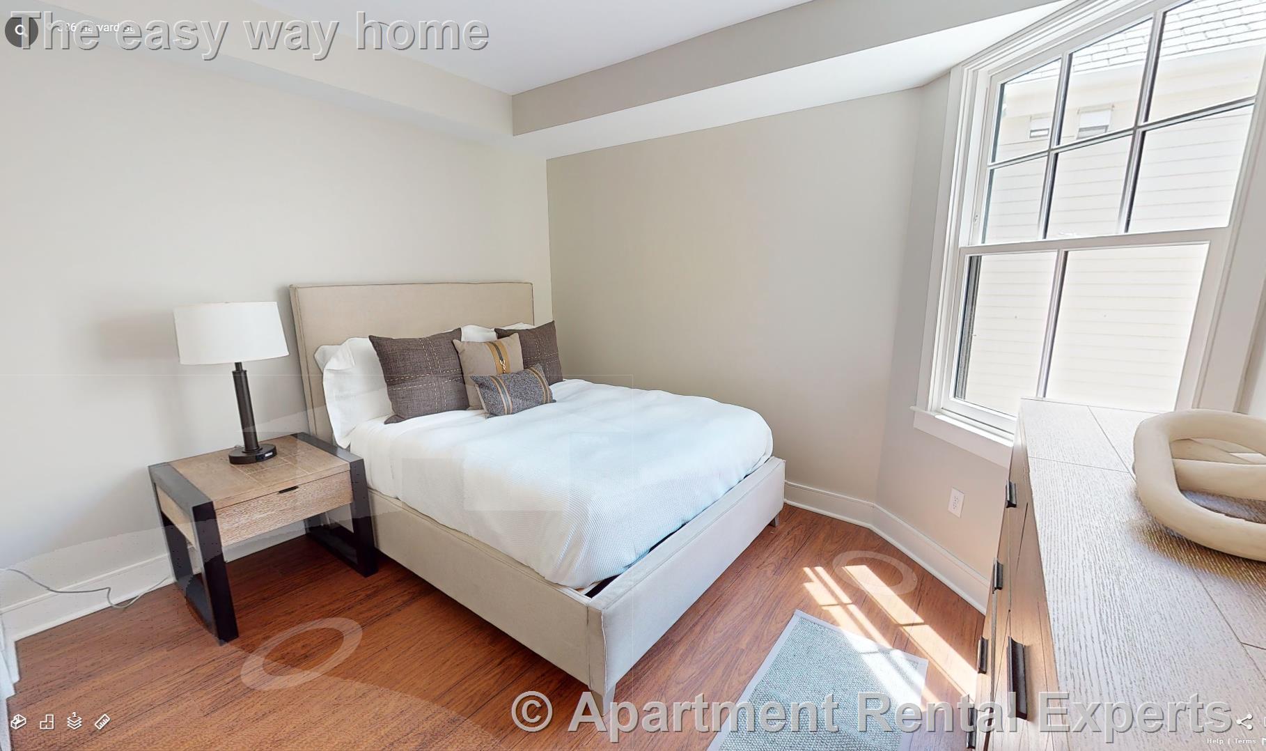 392 Harvard St, Harvard Square