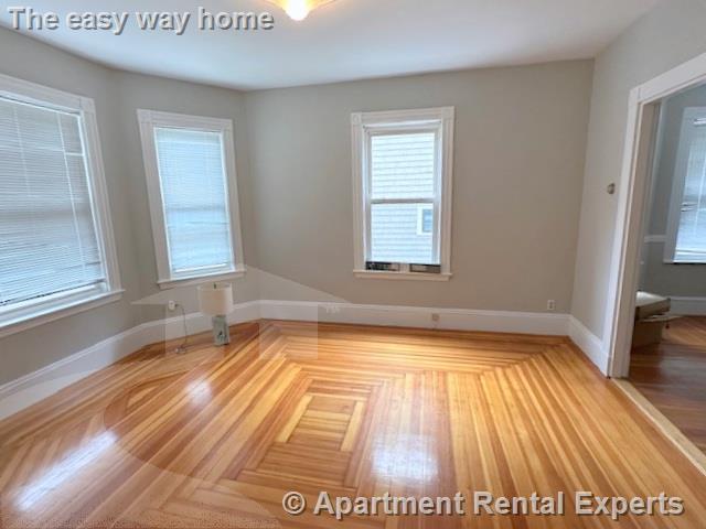 14 Cleveland St, Porter Square