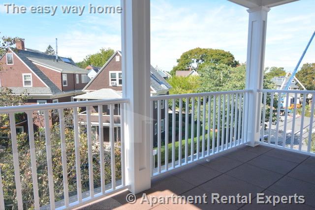 29 Vassal Ln, Huron Village