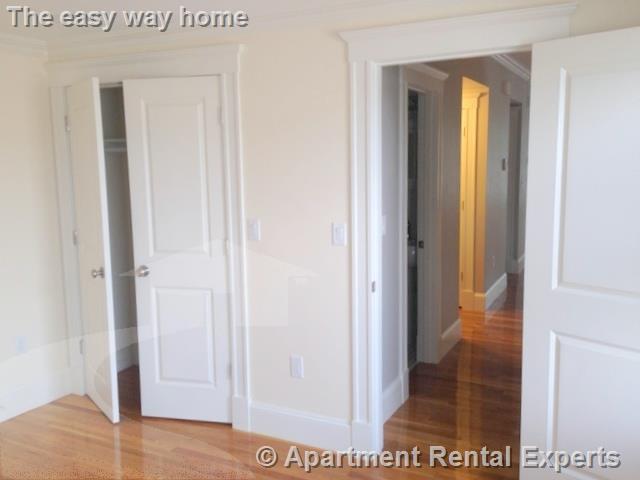 109 Otis St, East Cambridge