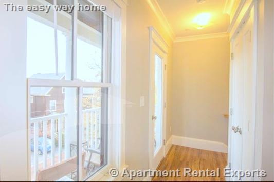 17 Meacham Rd, Davis Square