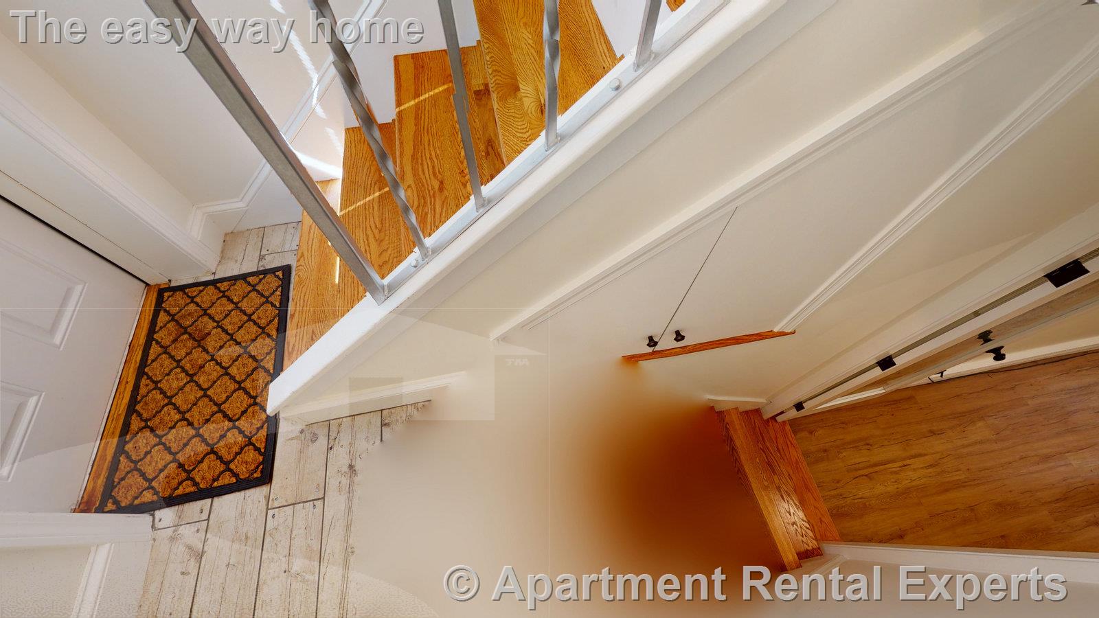 9A Ashton Pl, Harvard Square