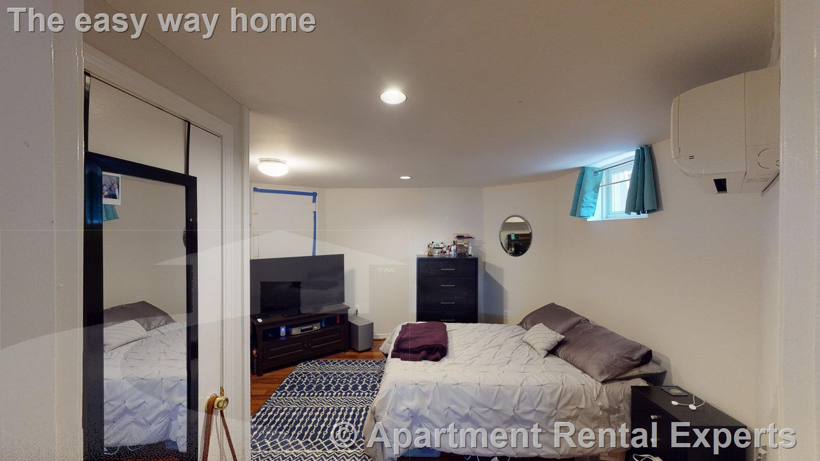 9B Ashton Pl, Harvard Square