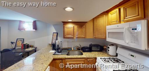 9B Ashton Pl, Harvard Square