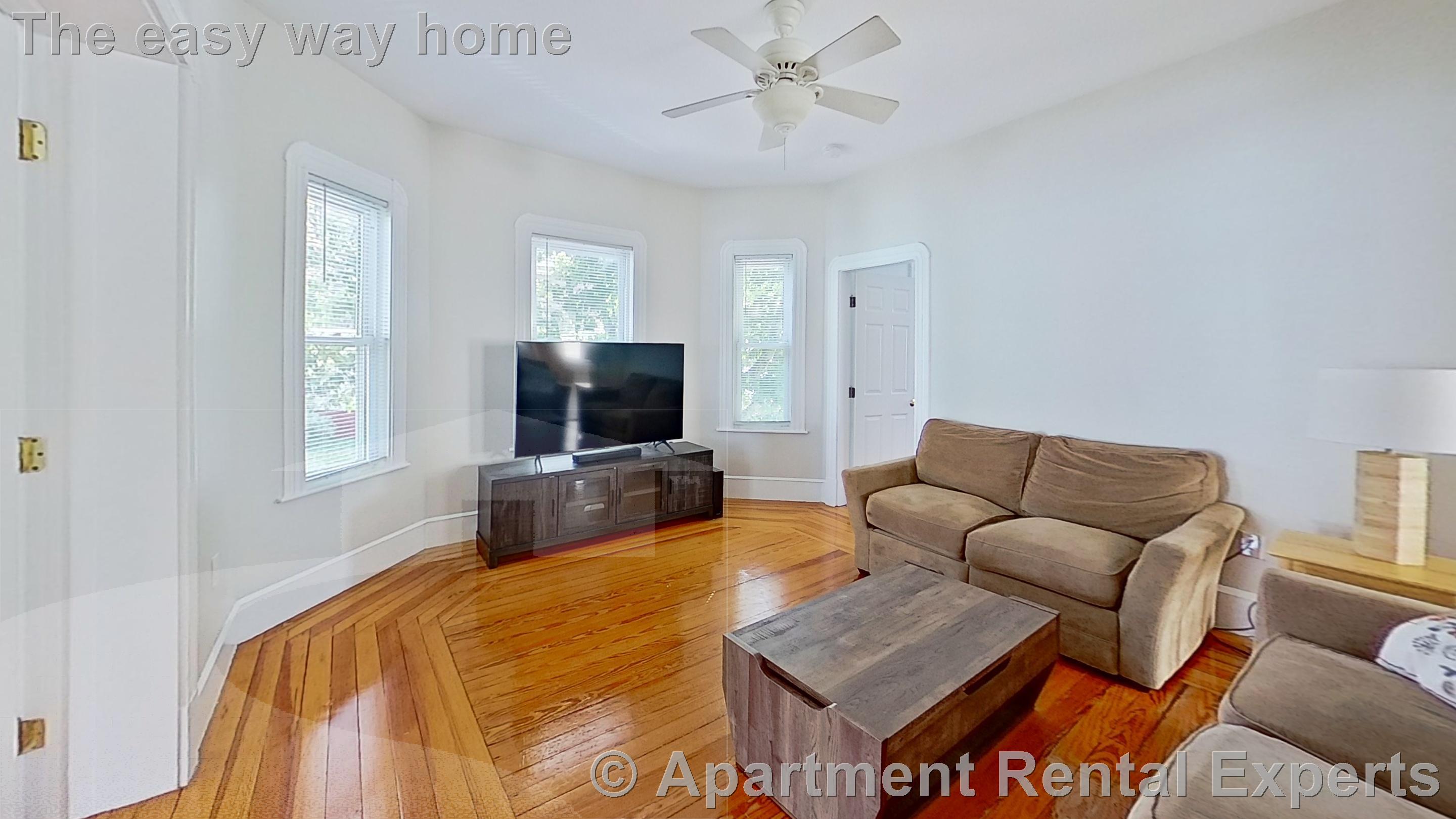 124 Cedar St, Davis Square