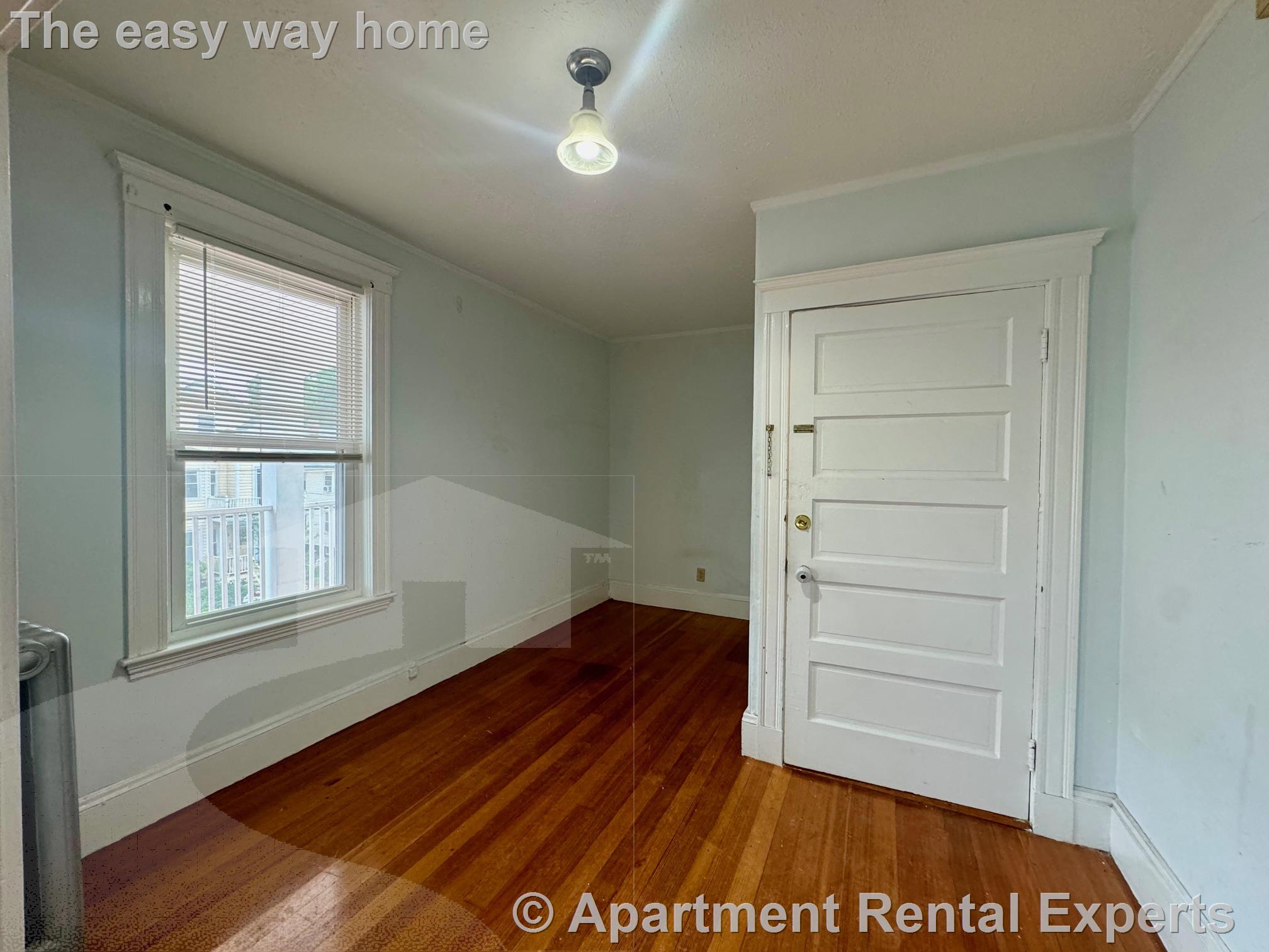 110 Sharon St, West Medford