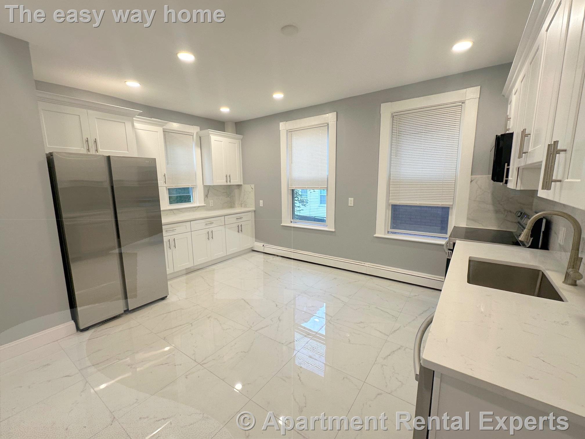 507 Green St, Central Square