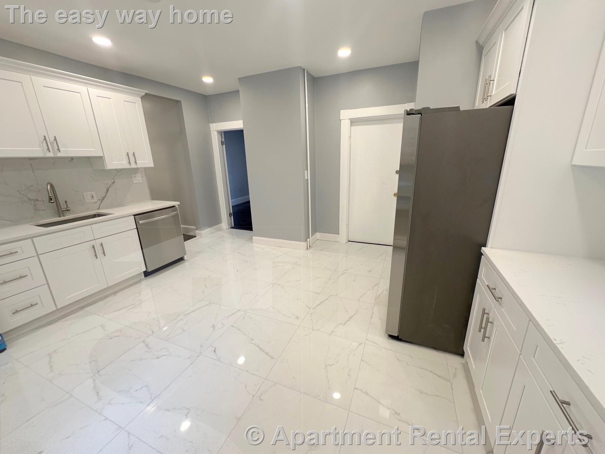 507 Green St, Central Square