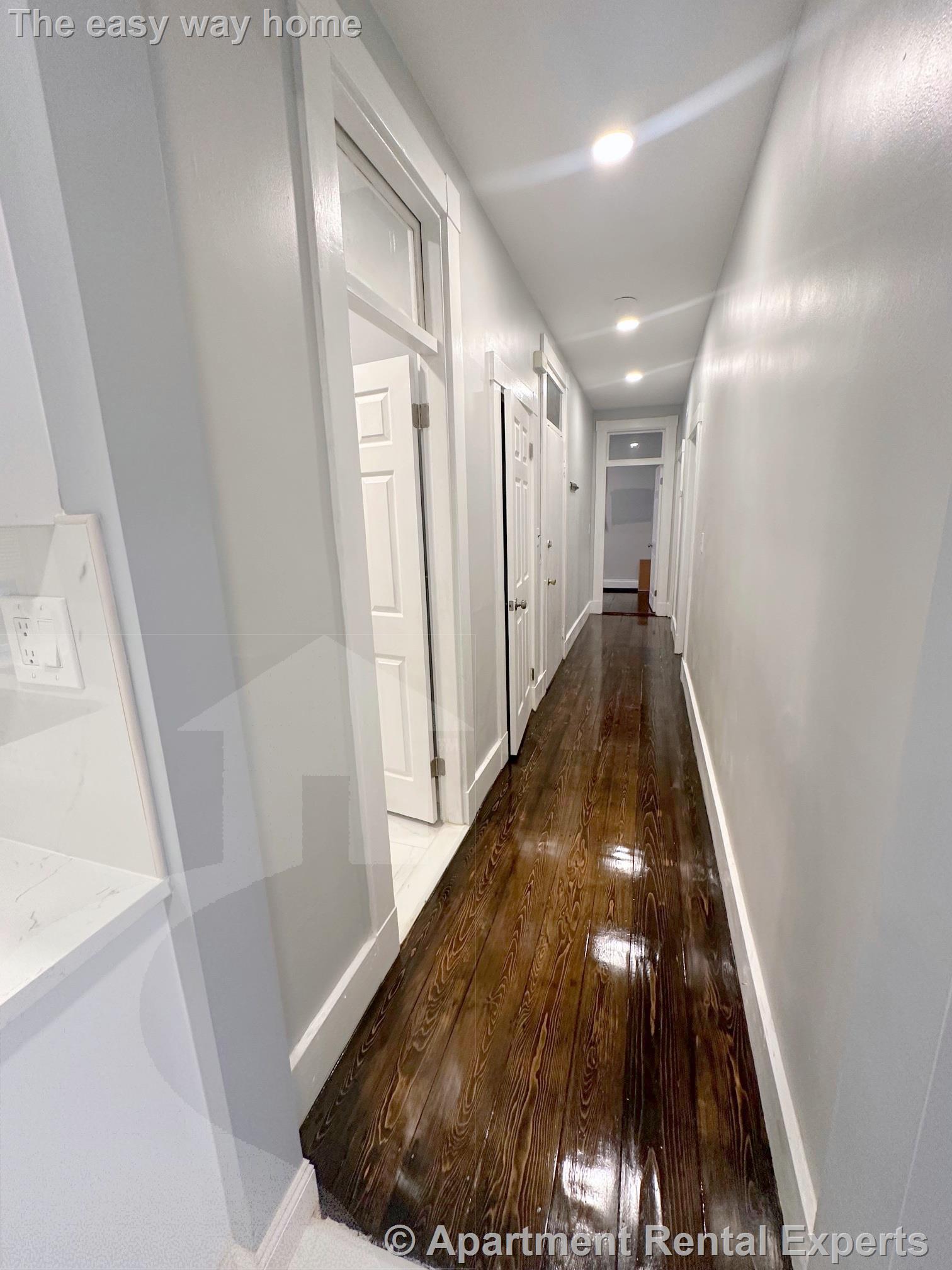 507 Green St, Central Square