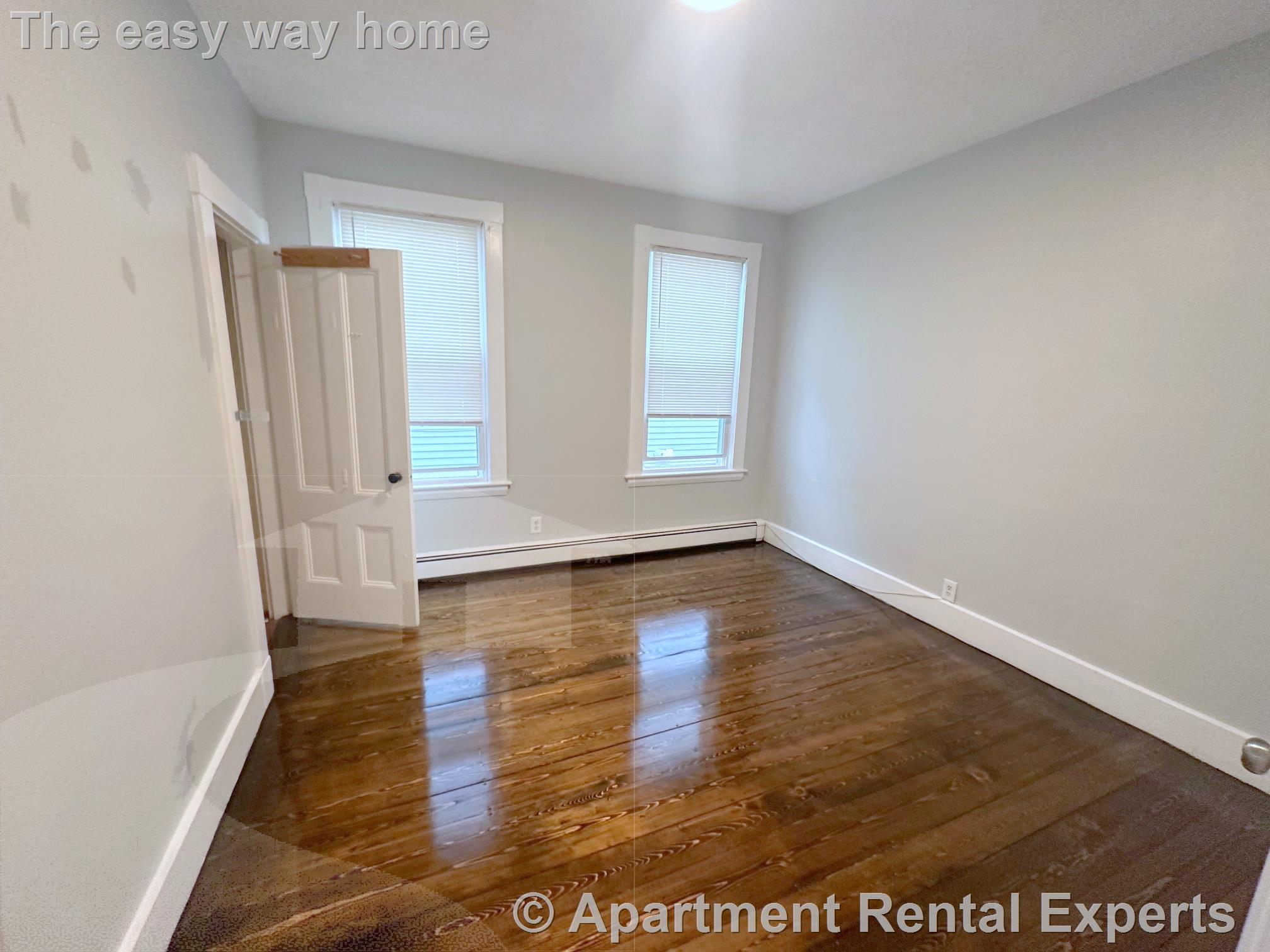 507 Green St, Central Square