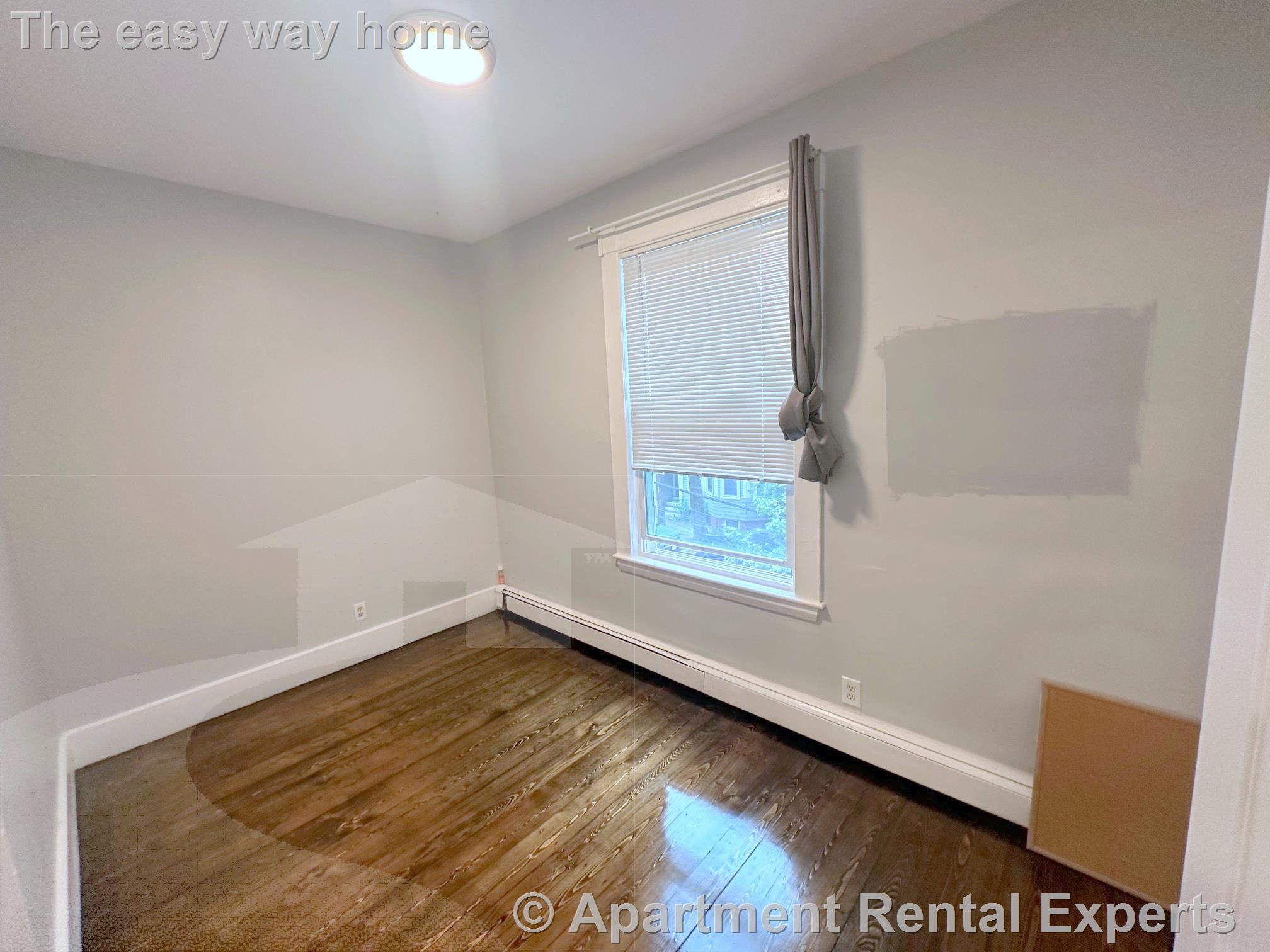 507 Green St, Central Square