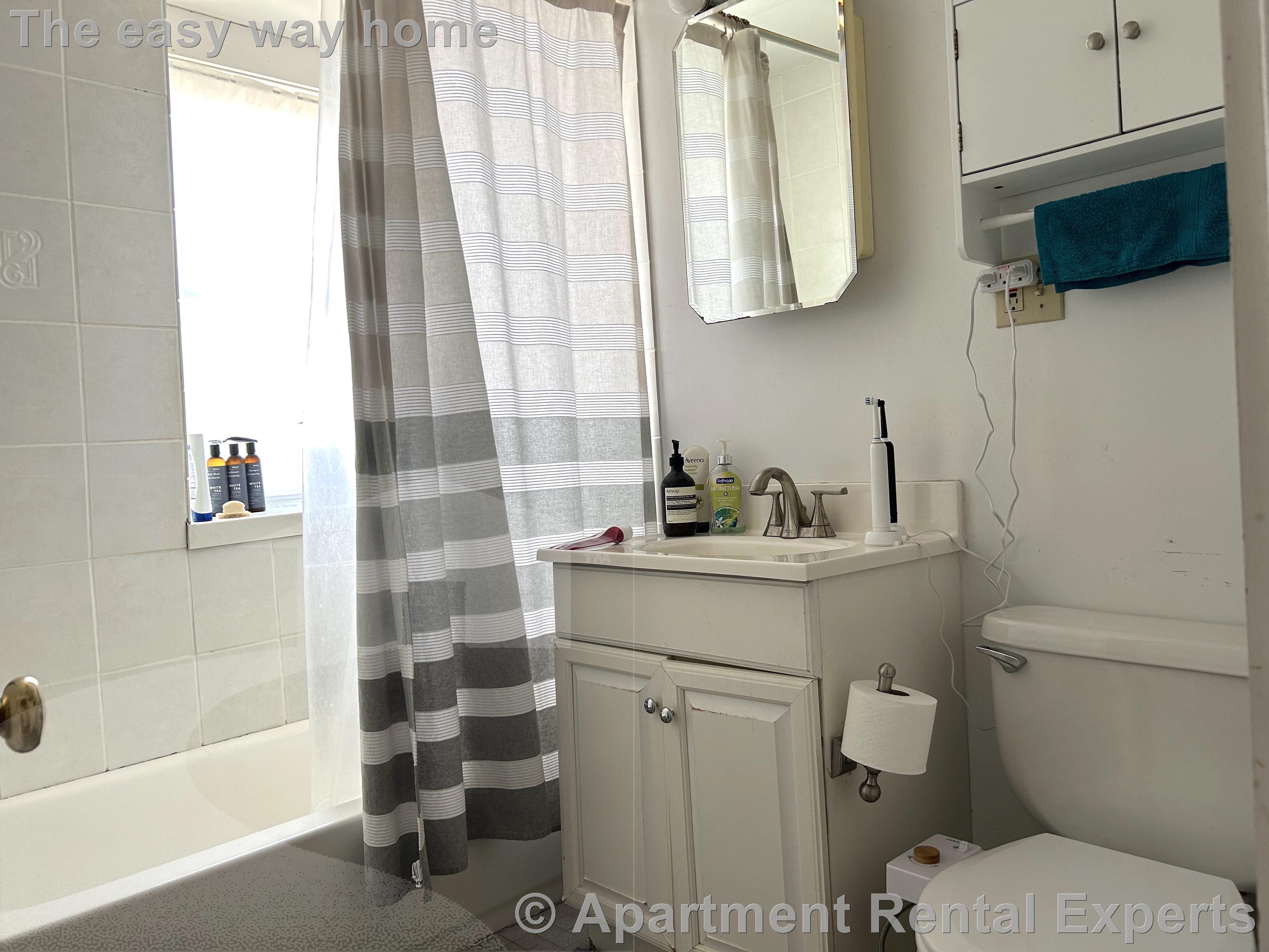 205 Holland St, Davis Square