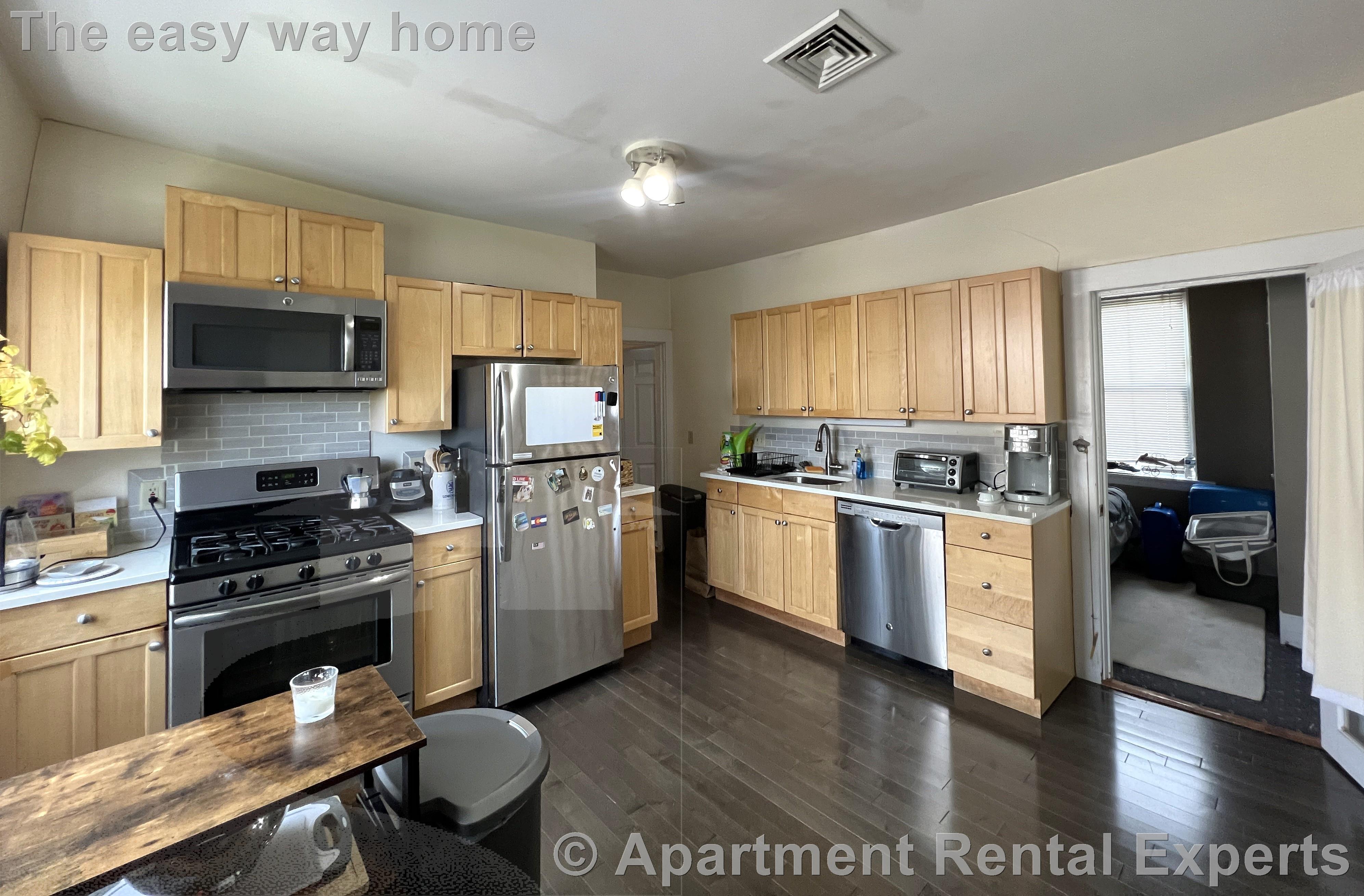 205 Holland St, Davis Square