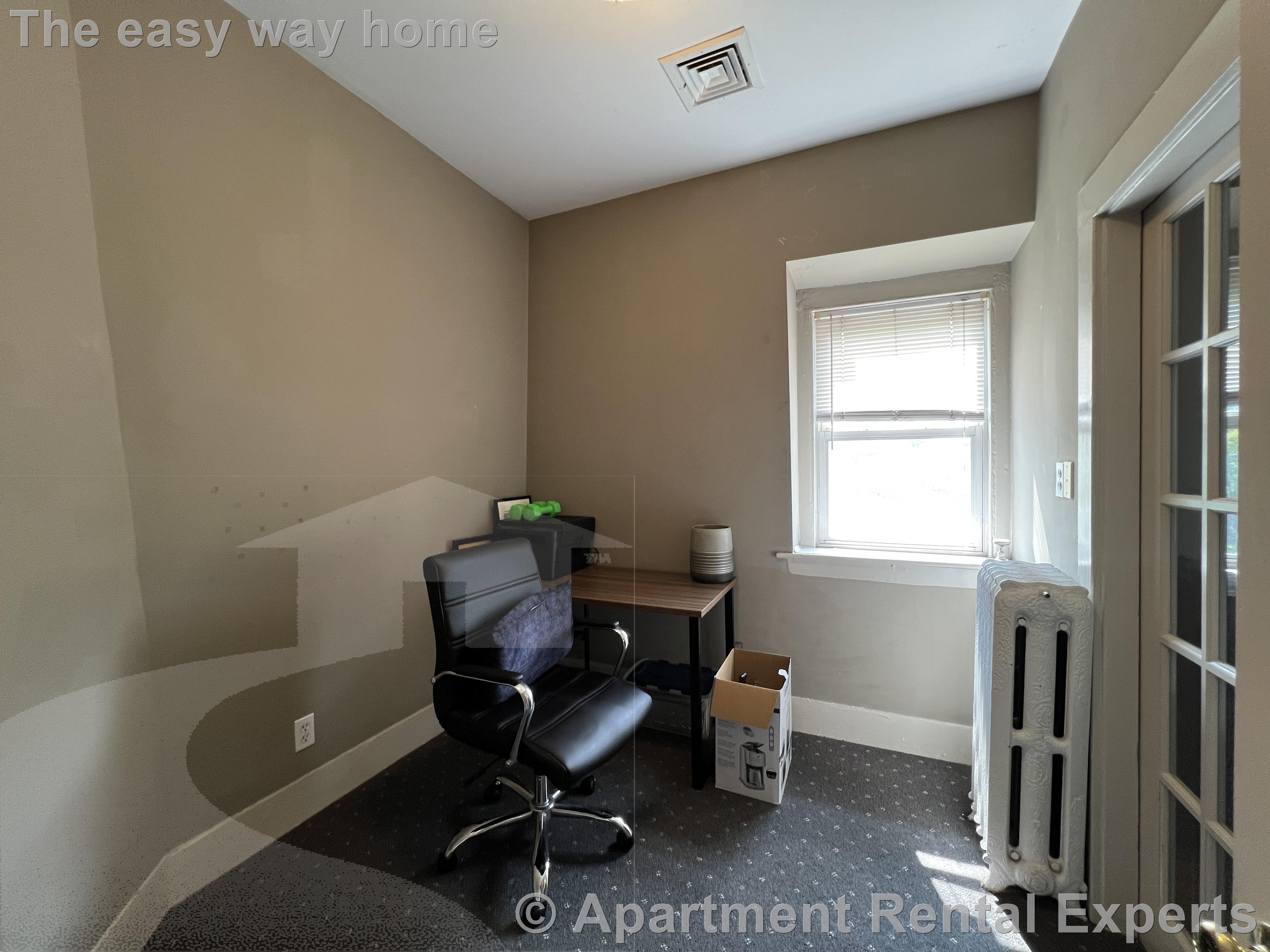 205 Holland St, Davis Square