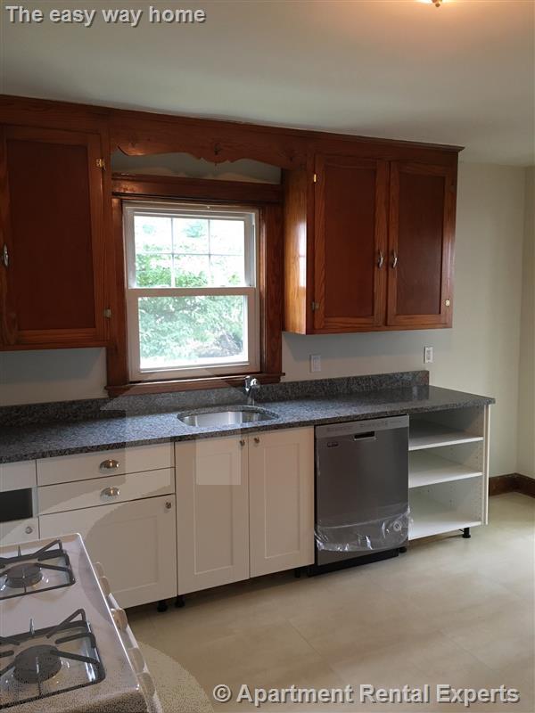 19 Hancock Ave, Tufts