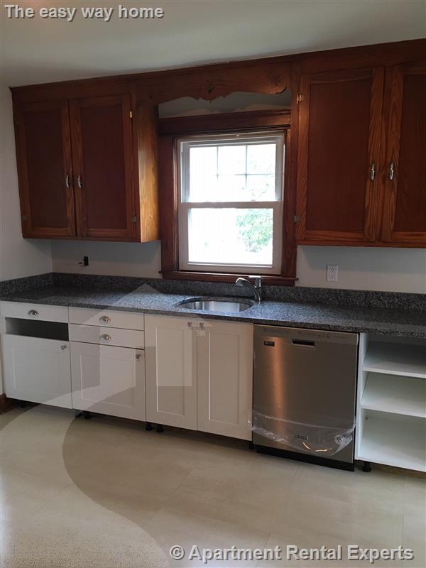 19 Hancock Ave, Tufts