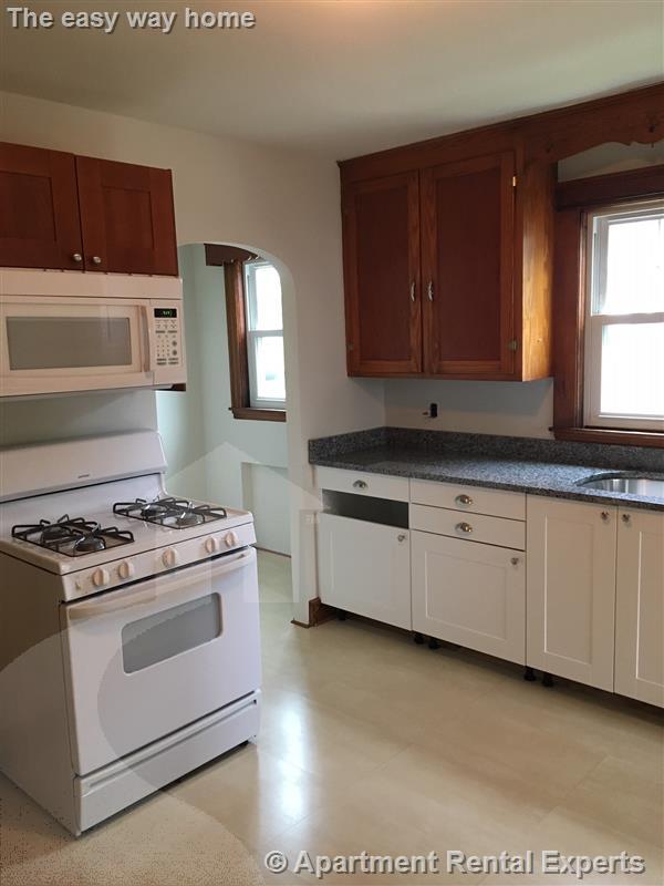 19 Hancock Ave, Tufts