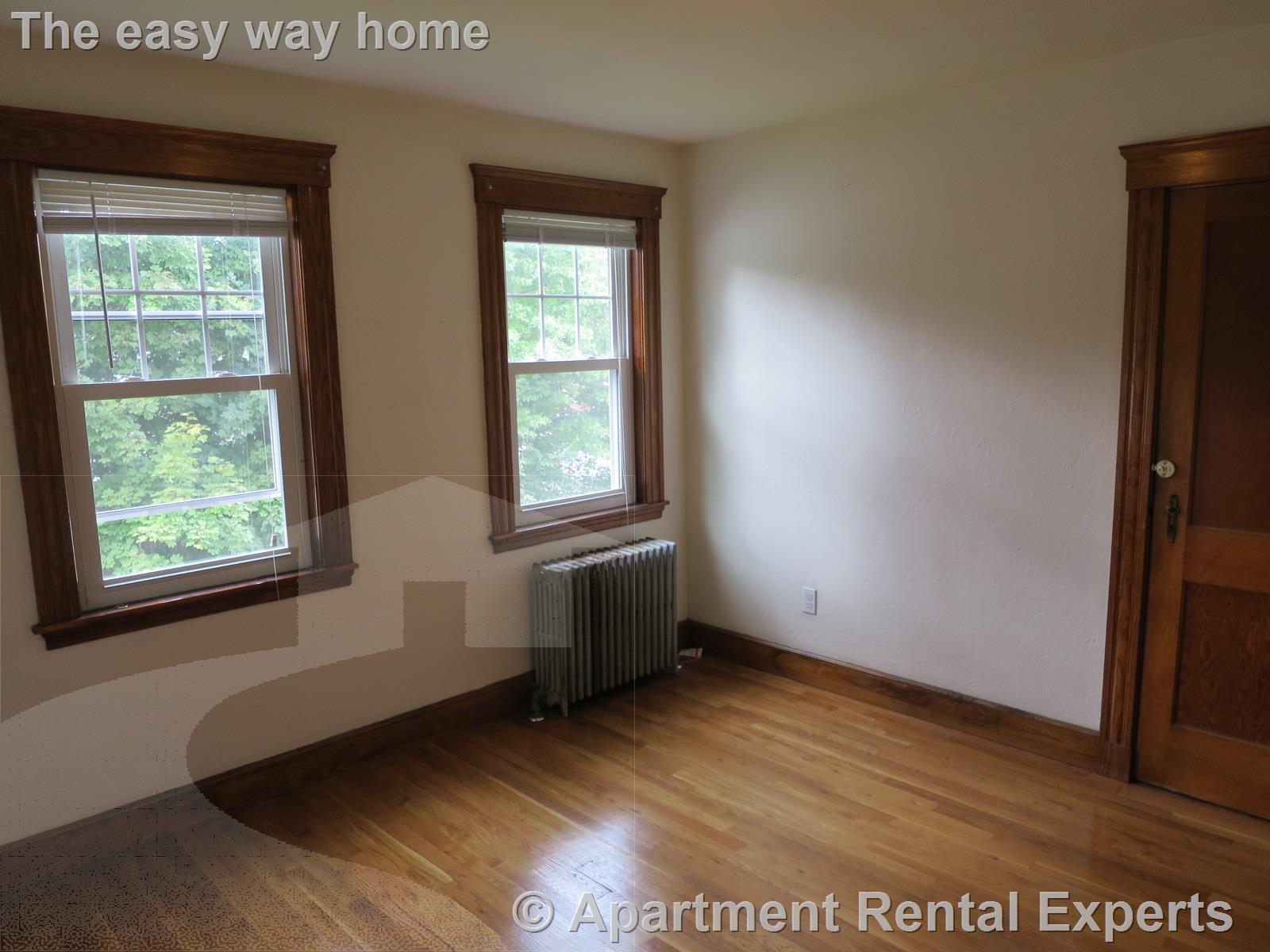 19 Hancock Ave, Tufts