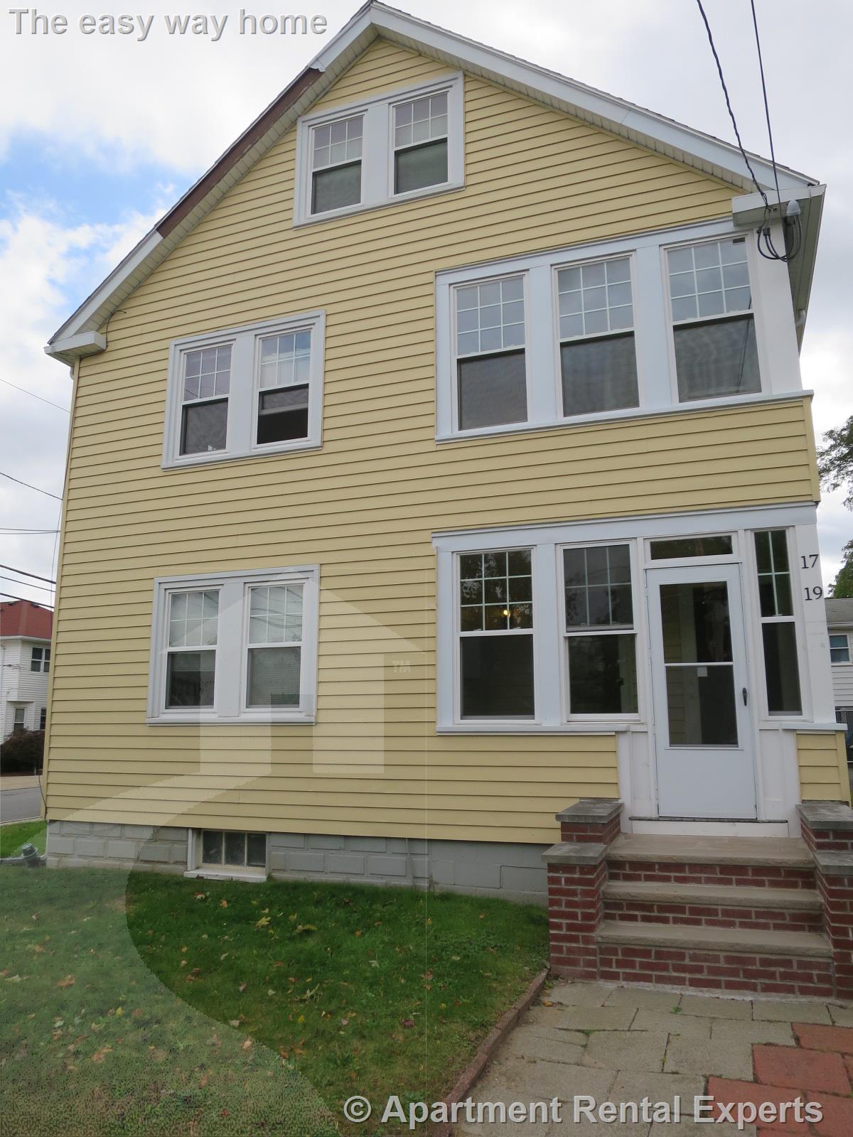 19 Hancock Ave, Tufts