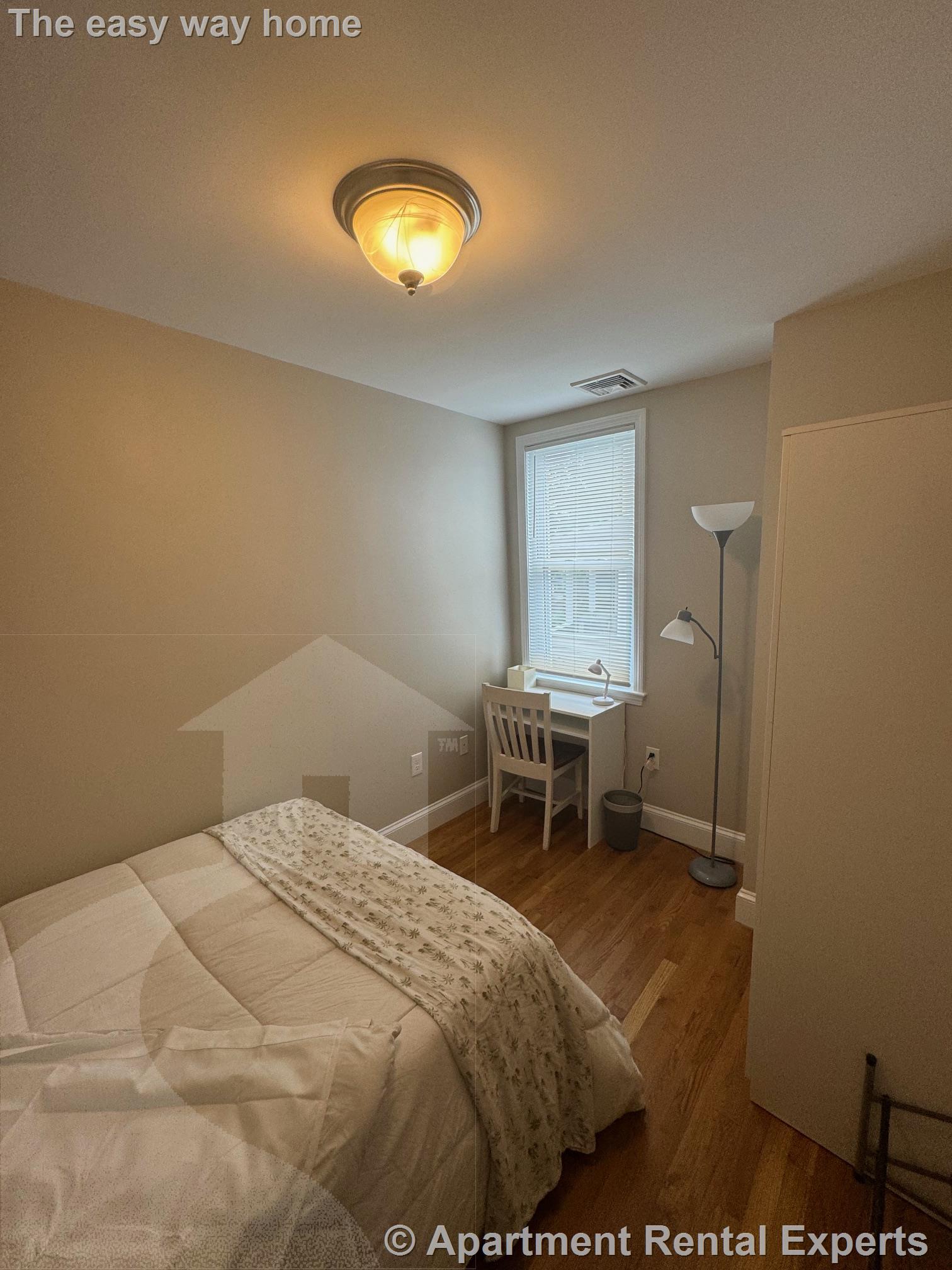 510 Medford St, Magoun Square