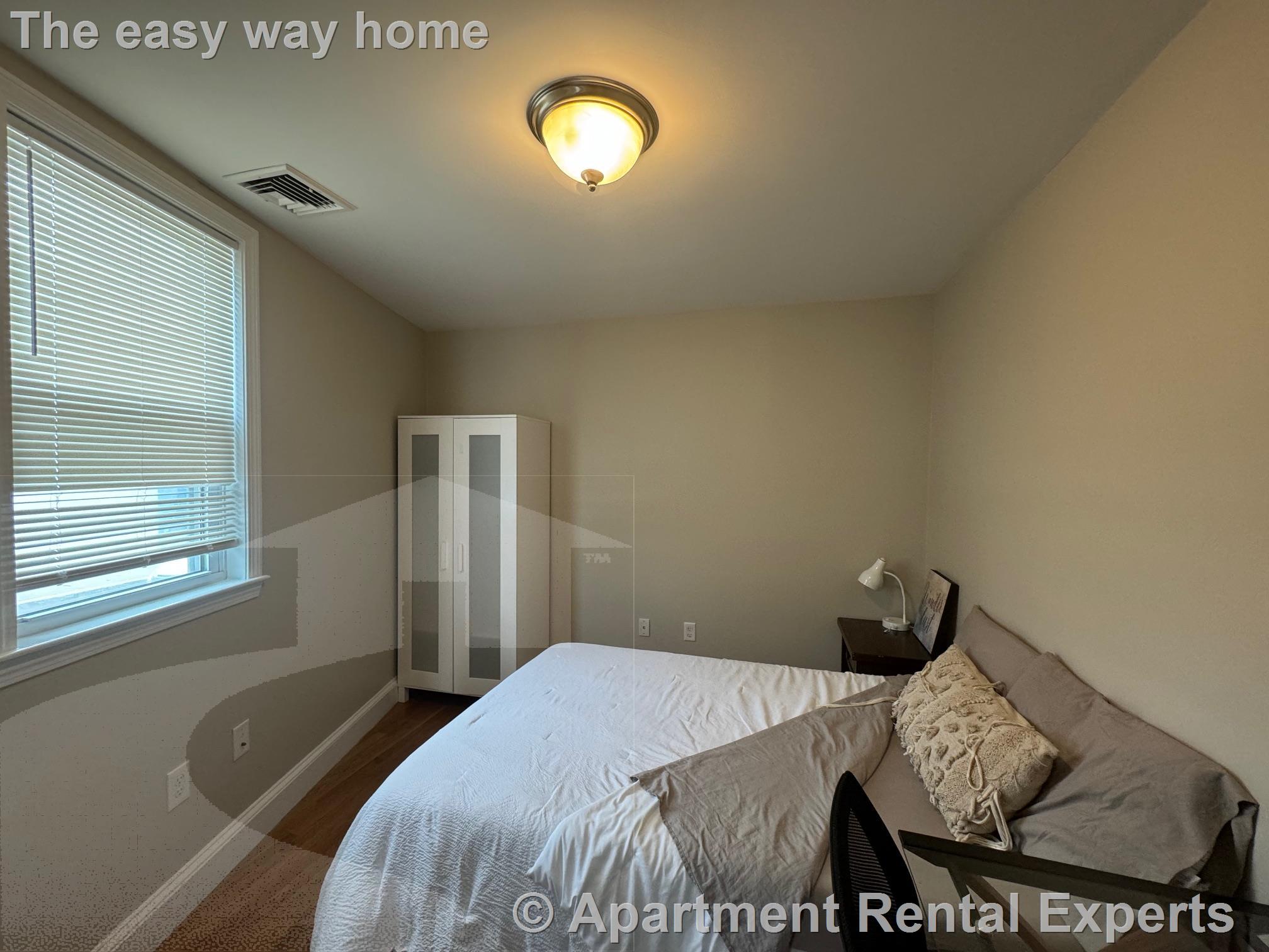 510 Medford St, Magoun Square