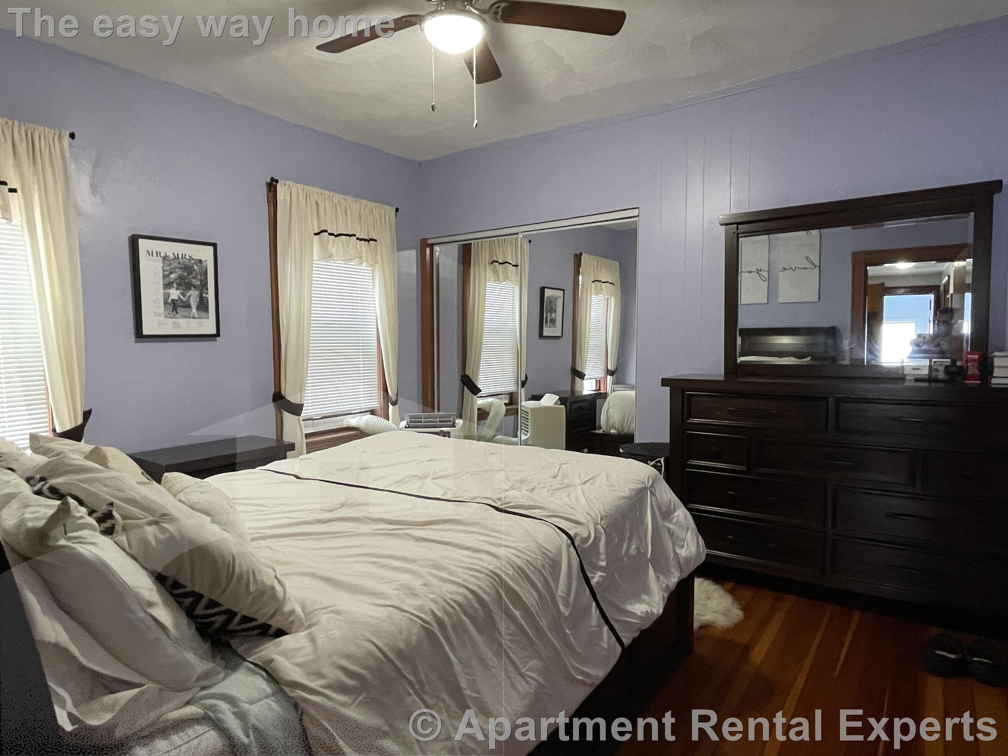 219 Powderhouse Blvd, Teele Square