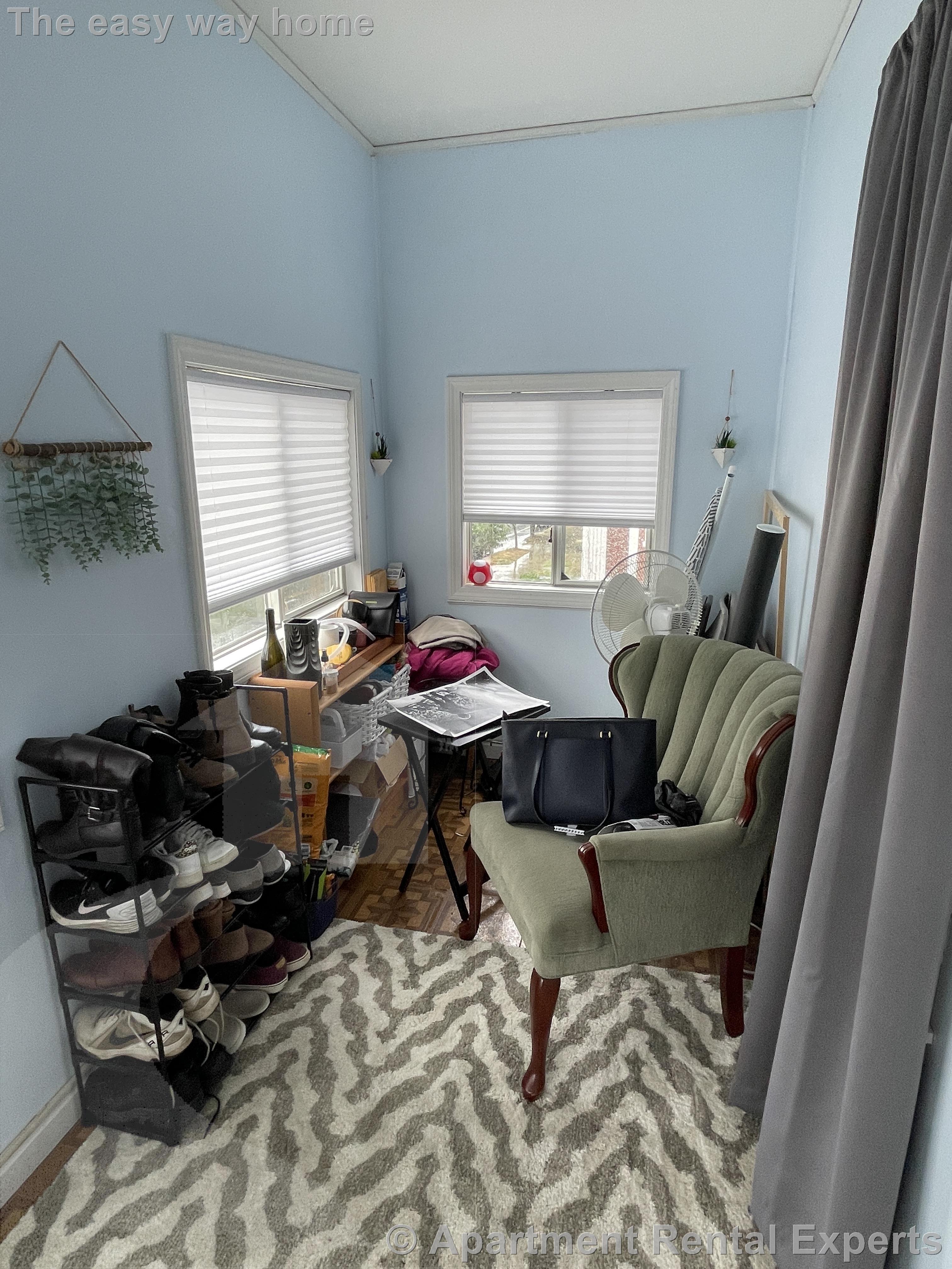 219 Powderhouse Blvd, Teele Square