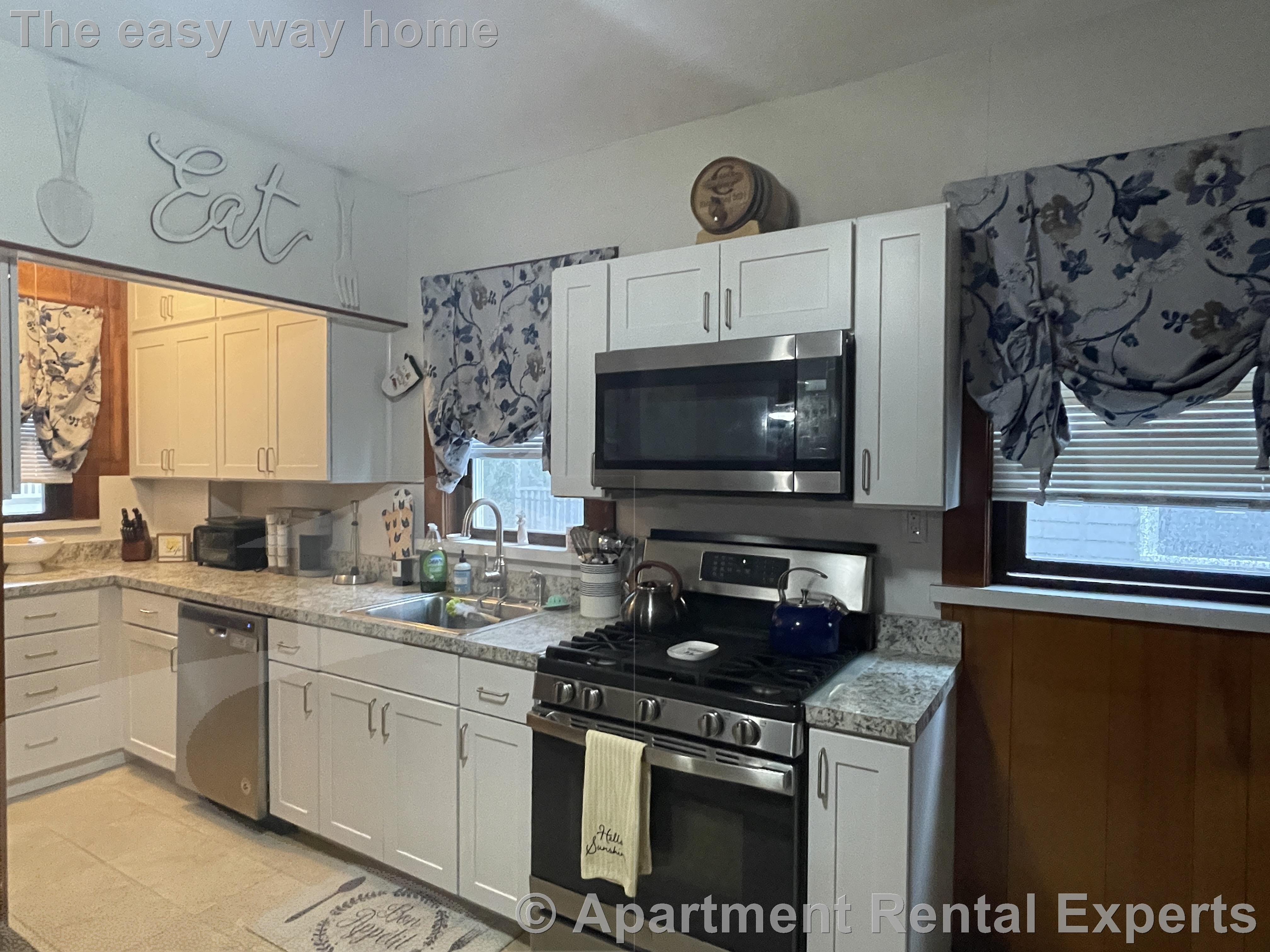 219 Powderhouse Blvd, Teele Square