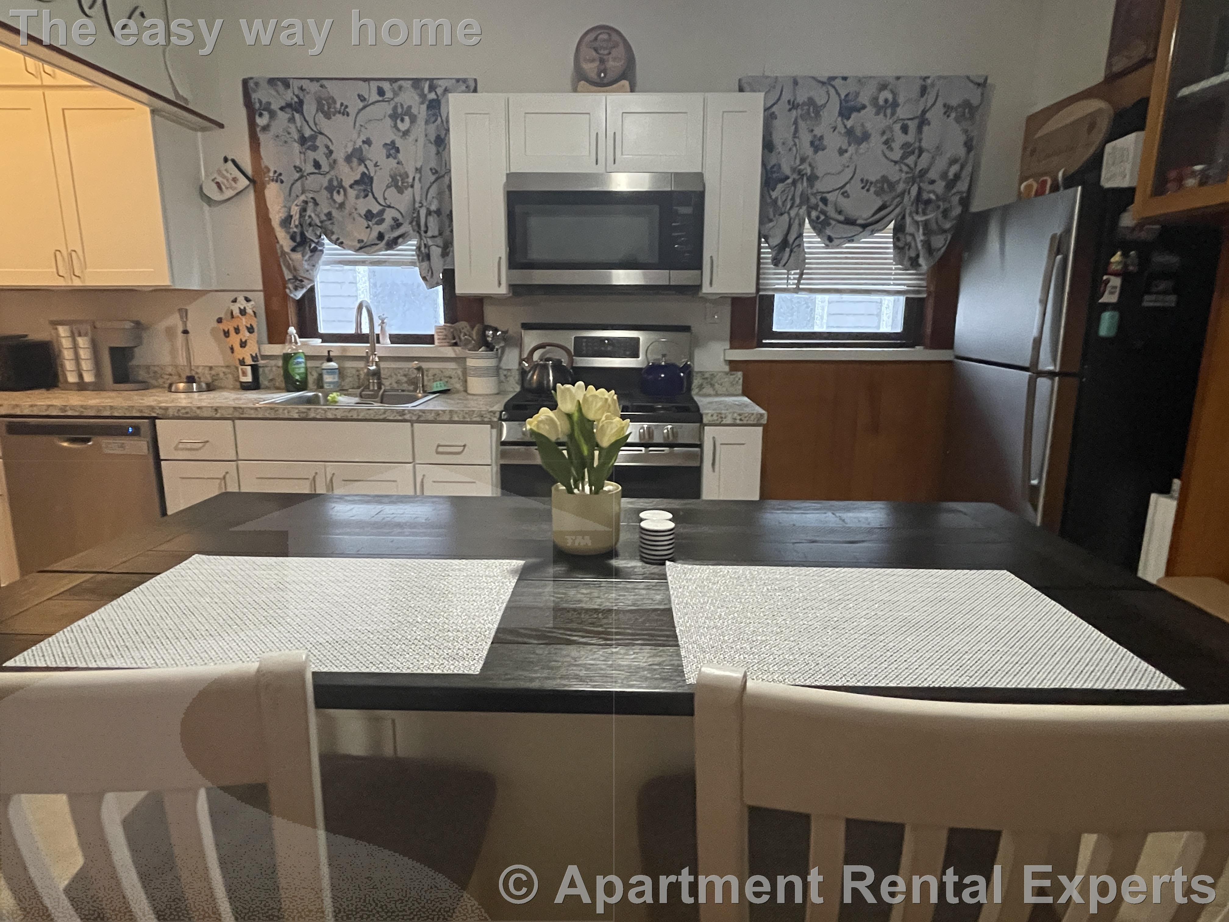 219 Powderhouse Blvd, Teele Square