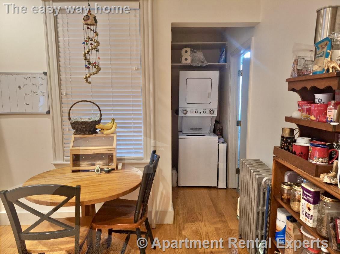 69 Sharon St, West Medford