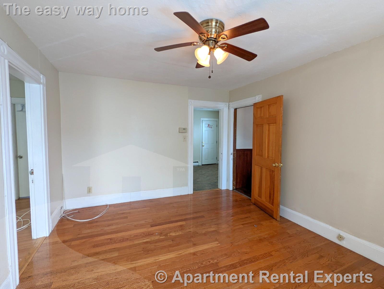 9 Lowell Ter, Magoun Square