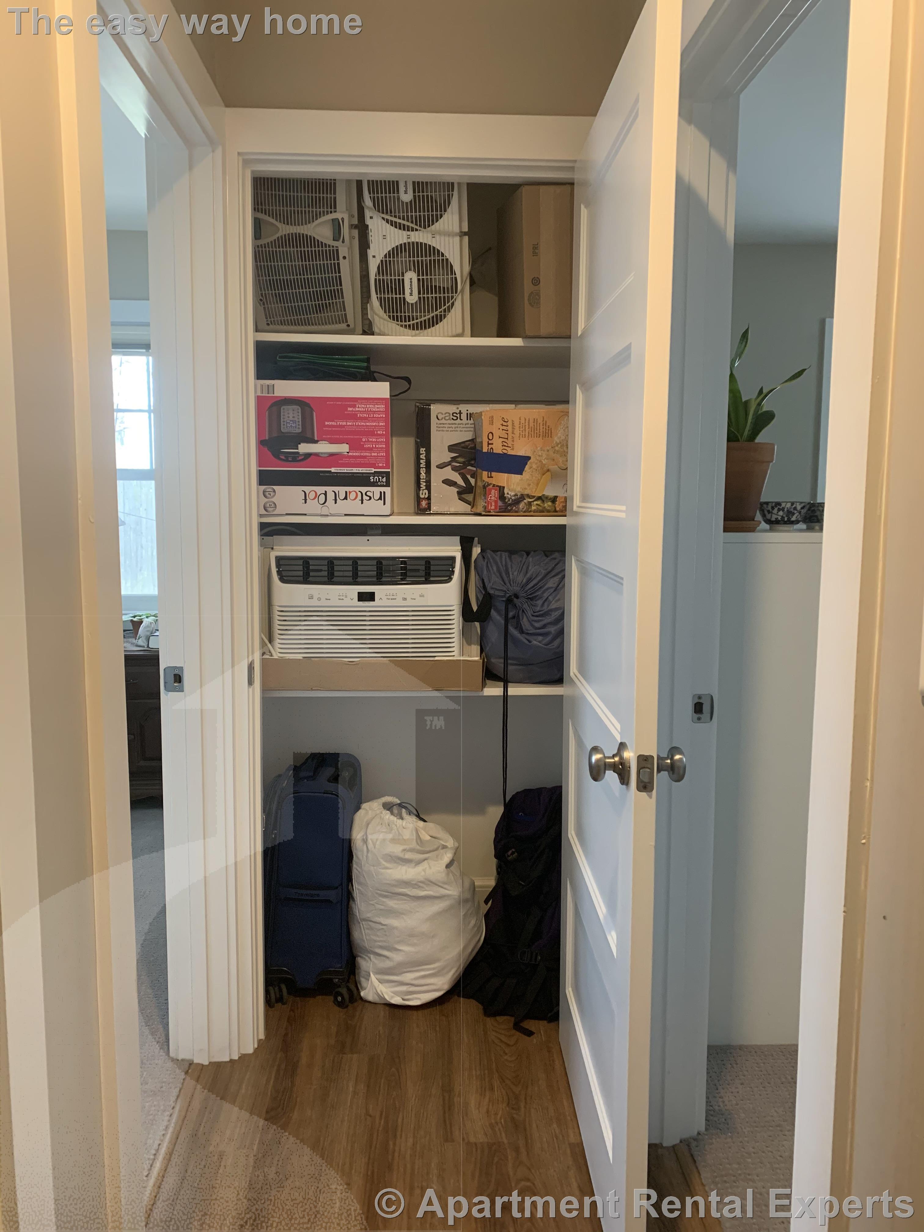 80 Bonair St, Winter Hill