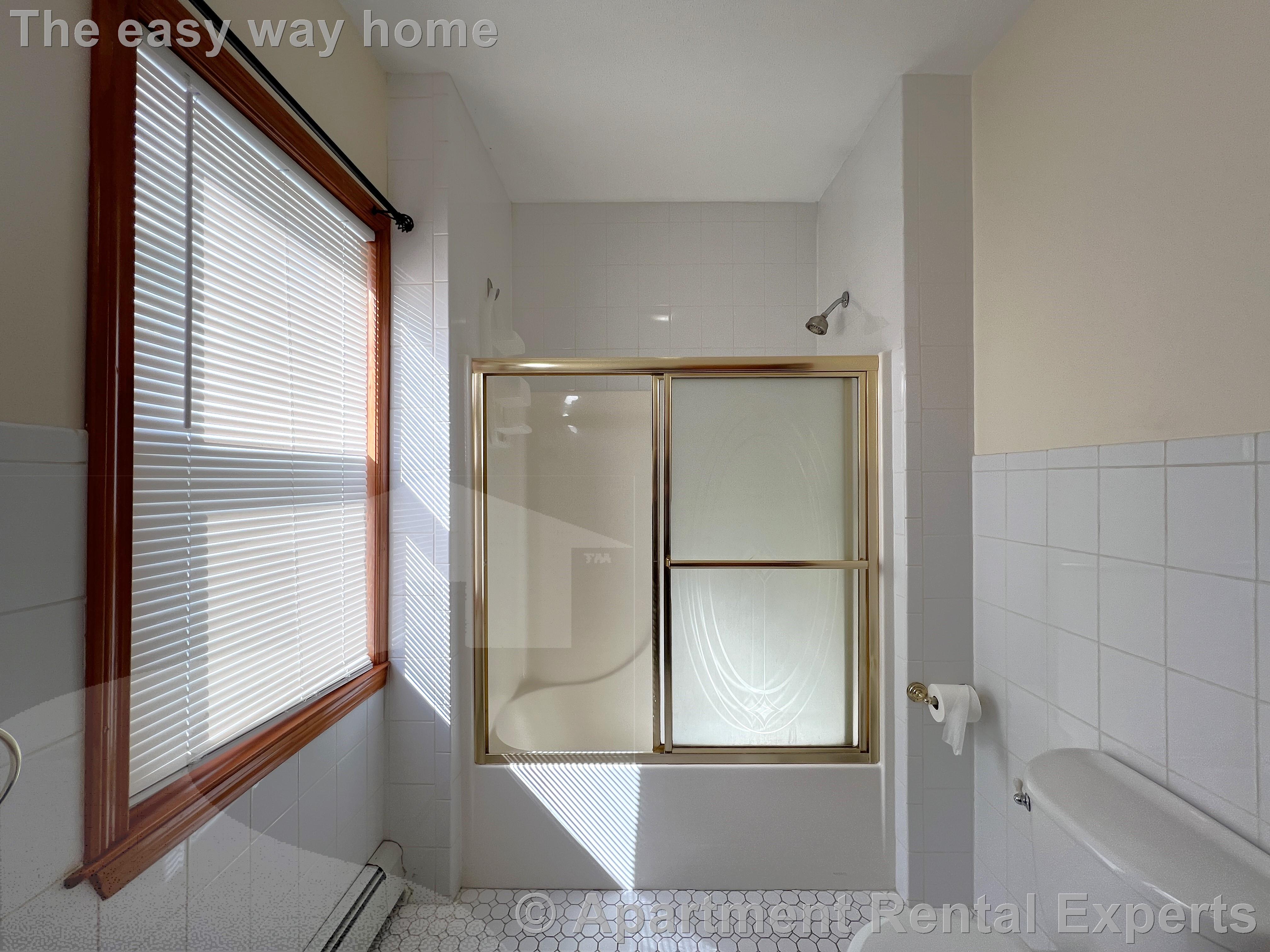 37 Flint St, East Somerville