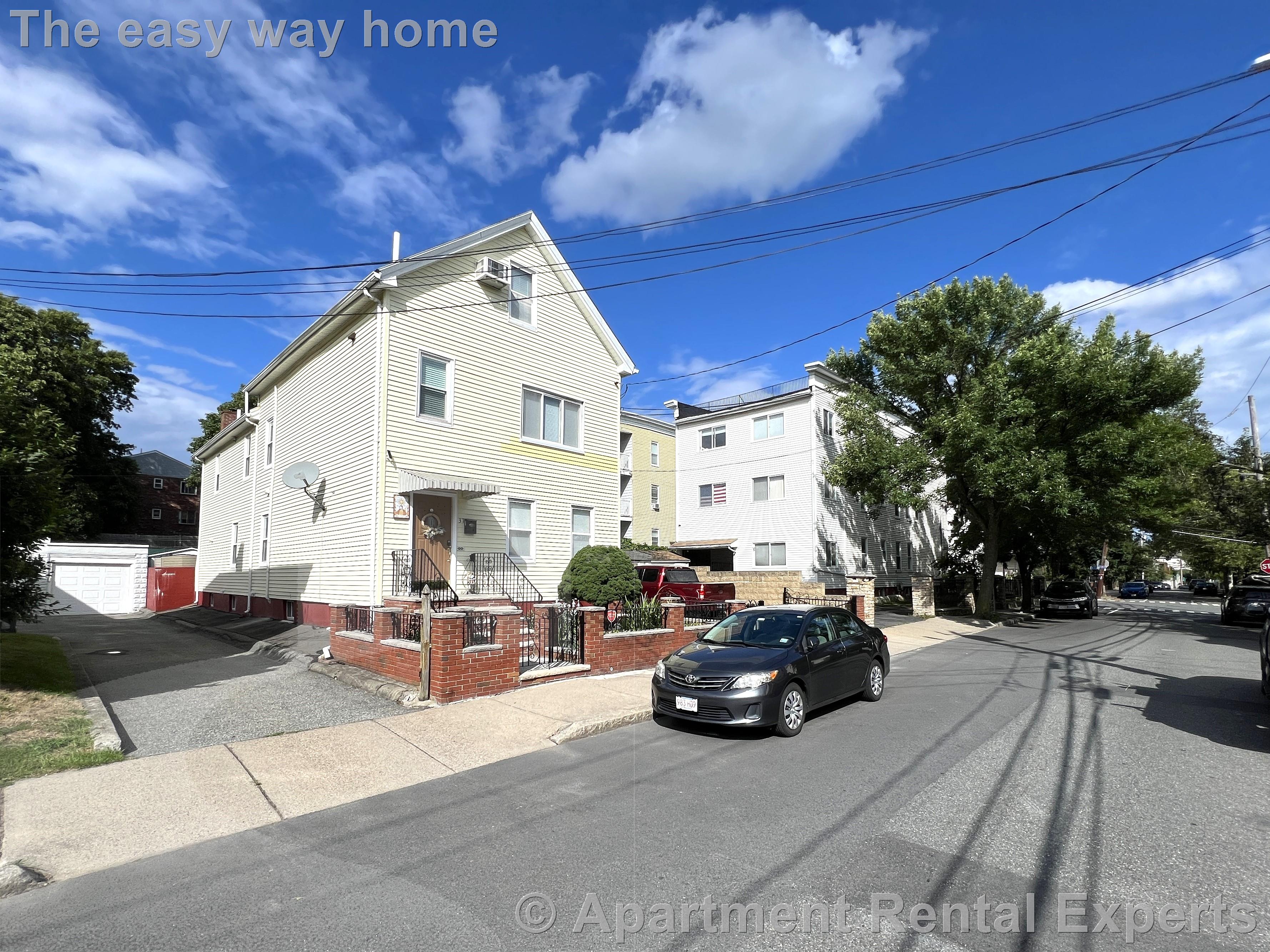 37 Flint St, East Somerville