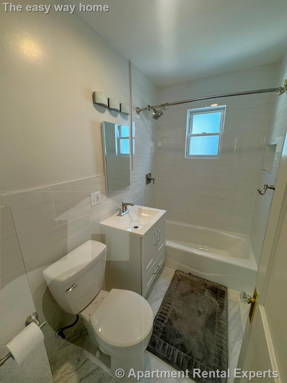 77 Fairfax St, Tufts