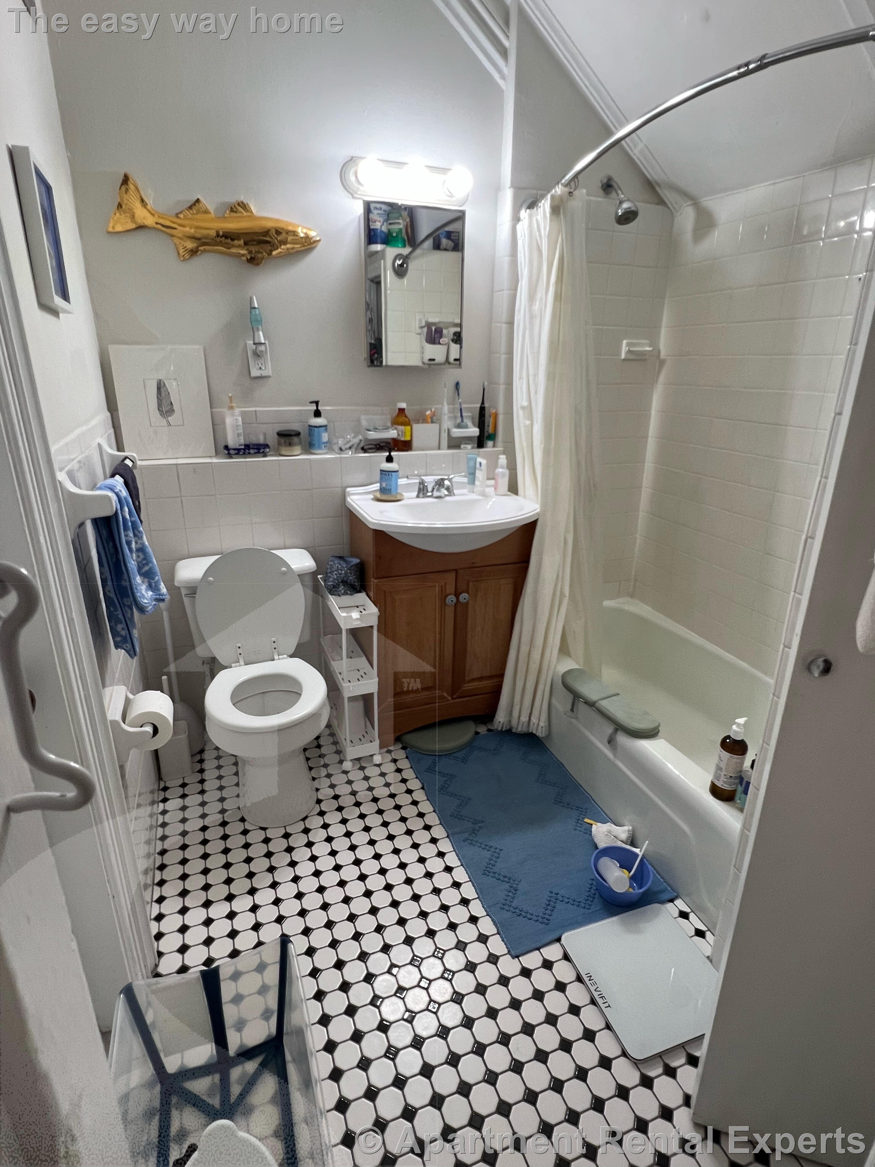 16 Yarmouth St, Back Bay