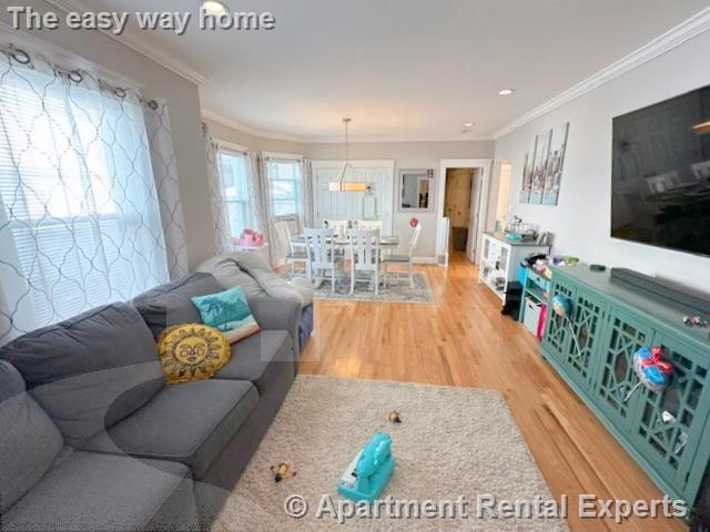 229 Main St, Winthrop