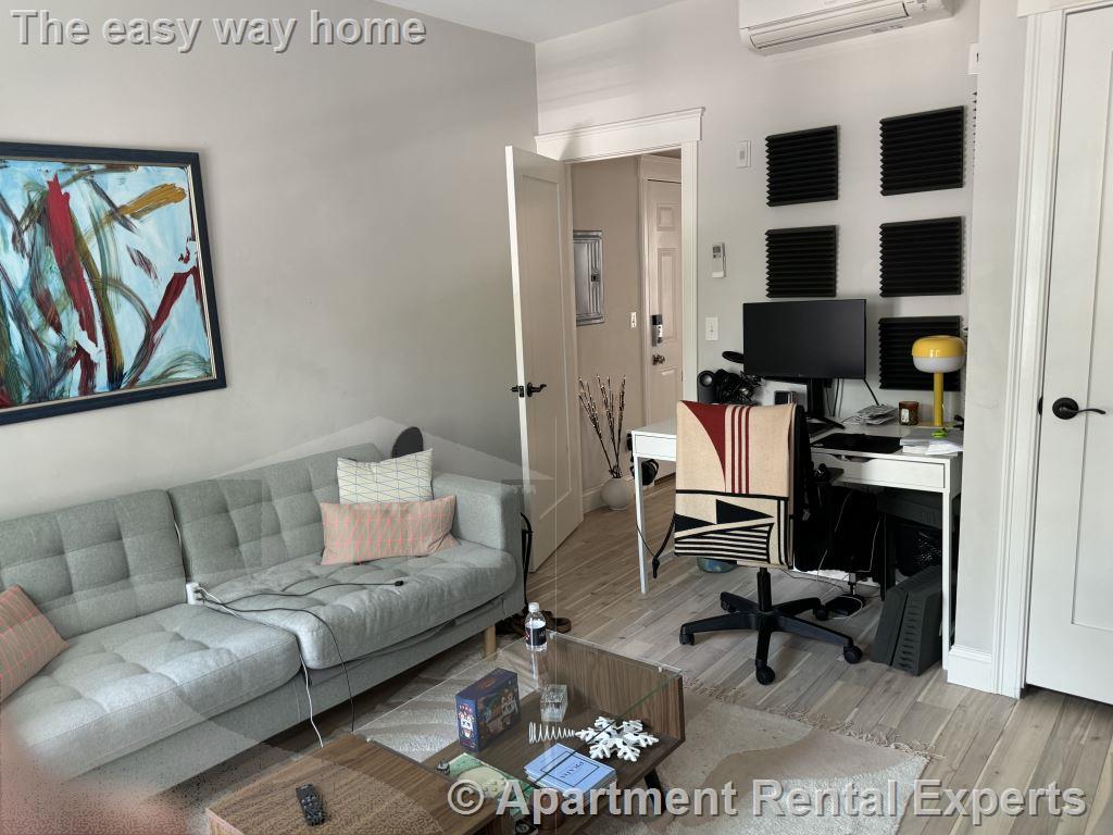 19 Otis St, East Somerville