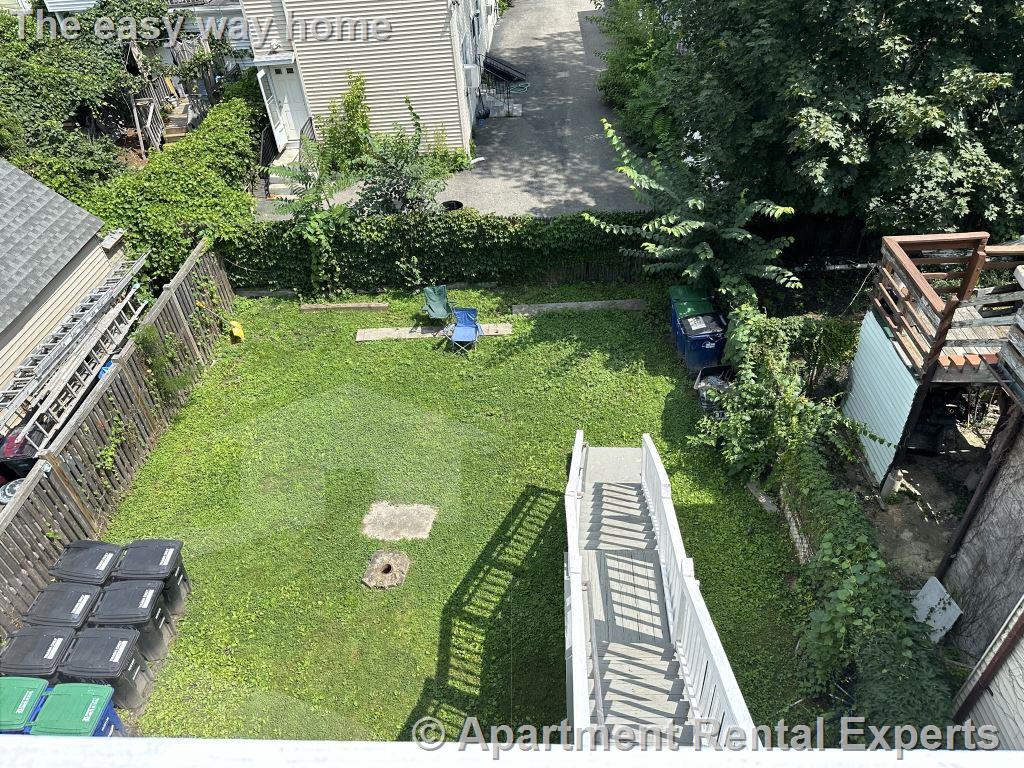 19 Otis St, East Somerville