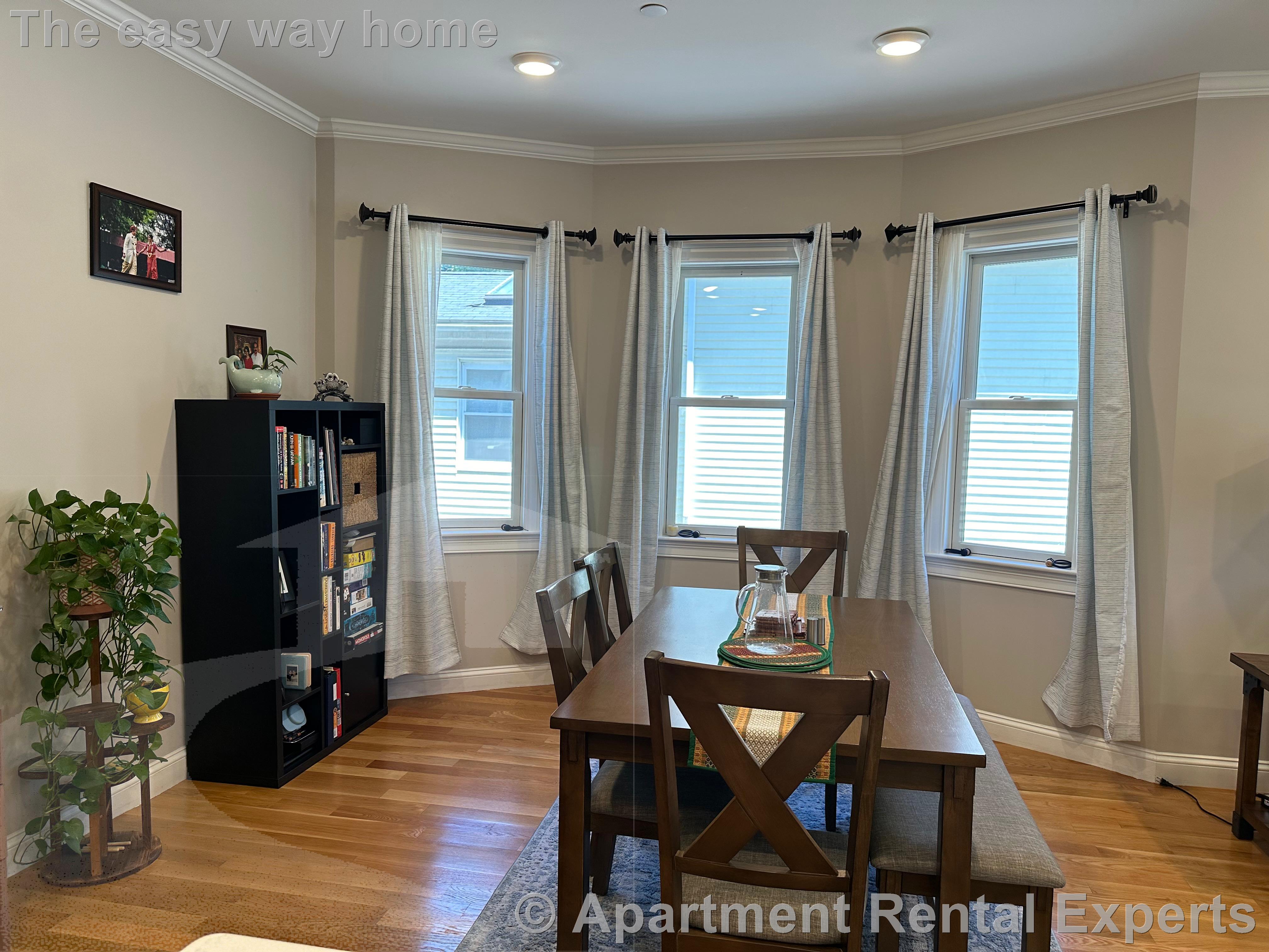 14 Tainter St, Salem St. Area