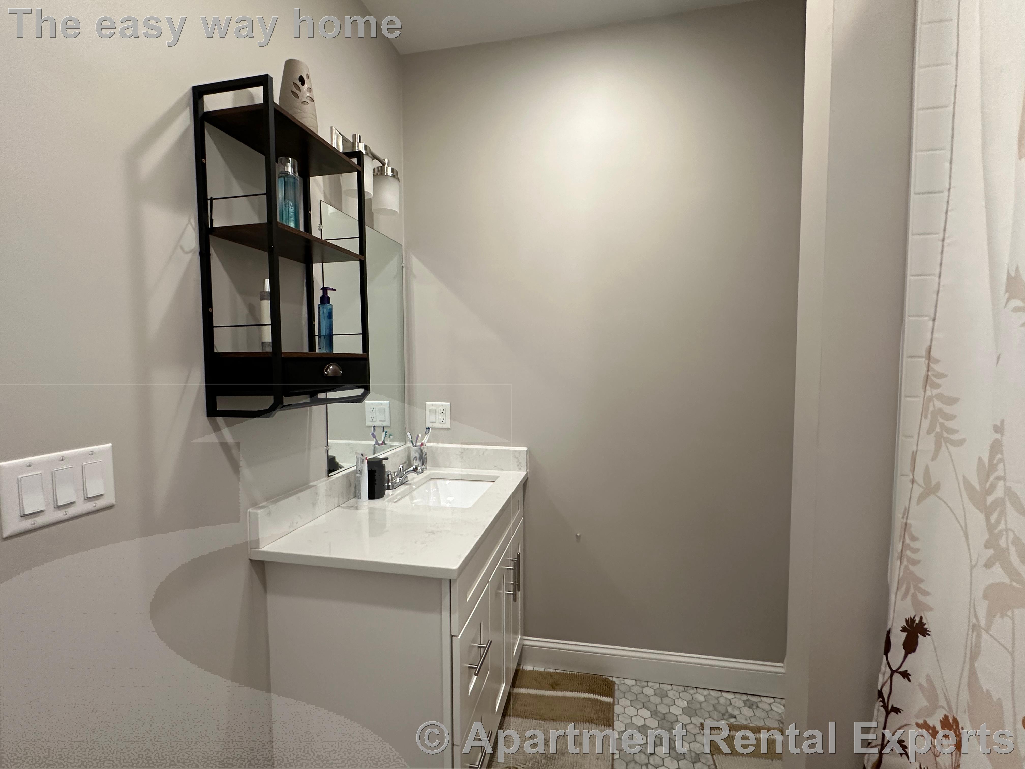 14 Tainter St, Salem St. Area