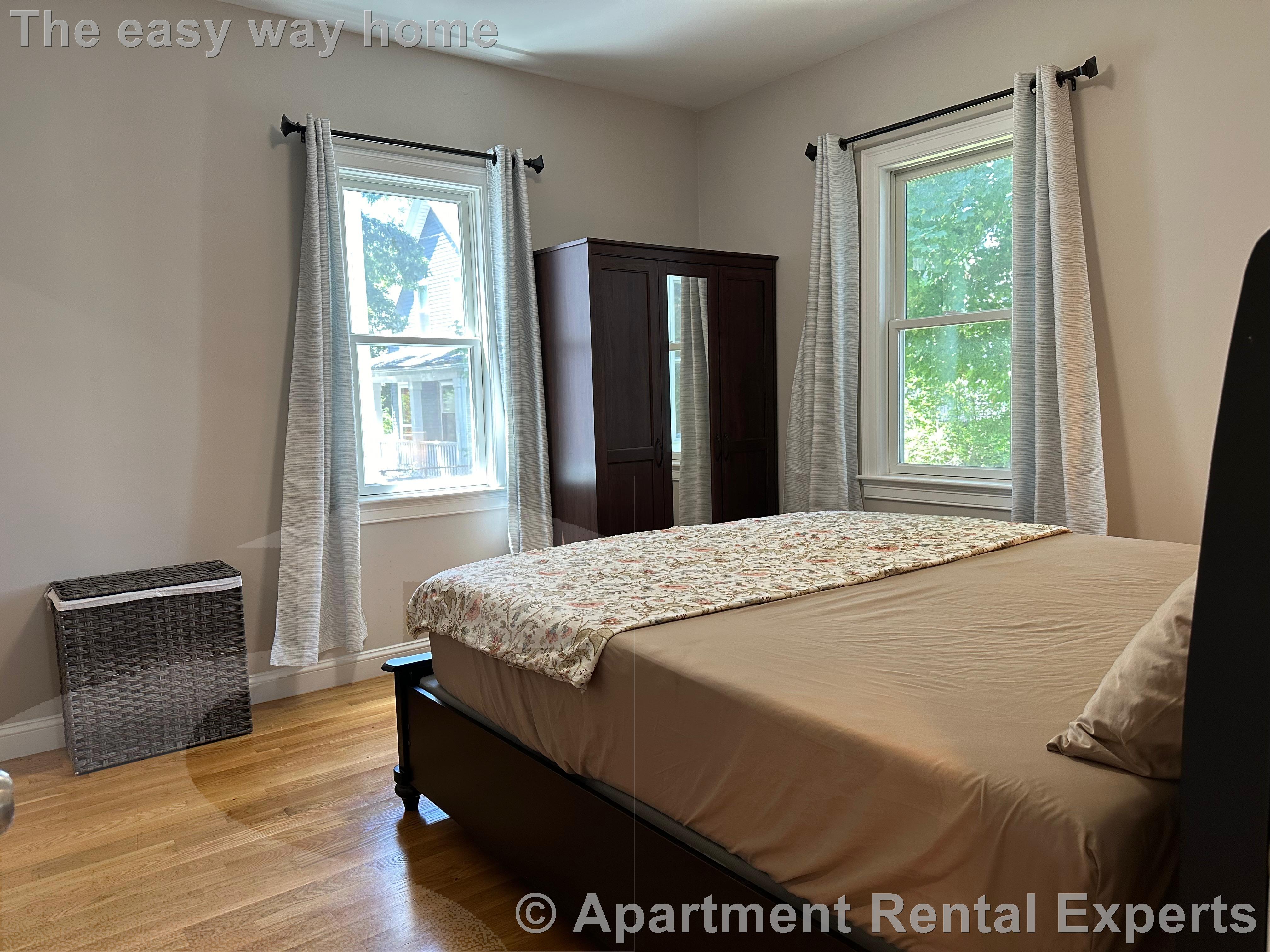 14 Tainter St, Salem St. Area