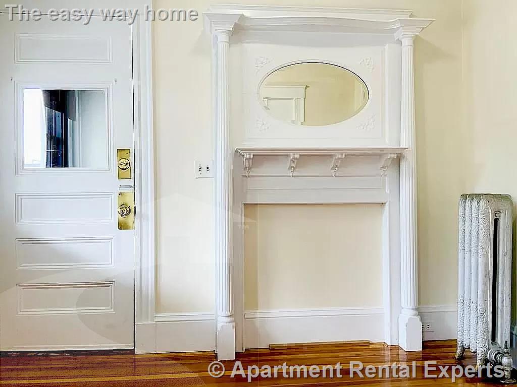 45 Mason St, Davis Square