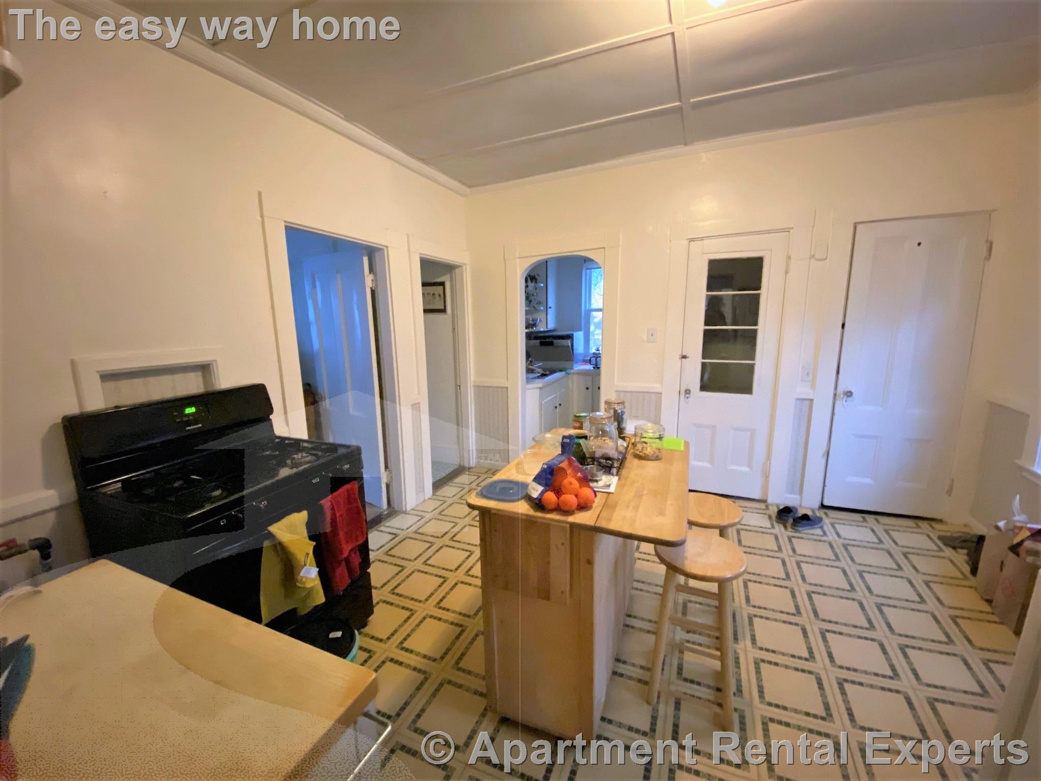 63 Grove St, Davis Square