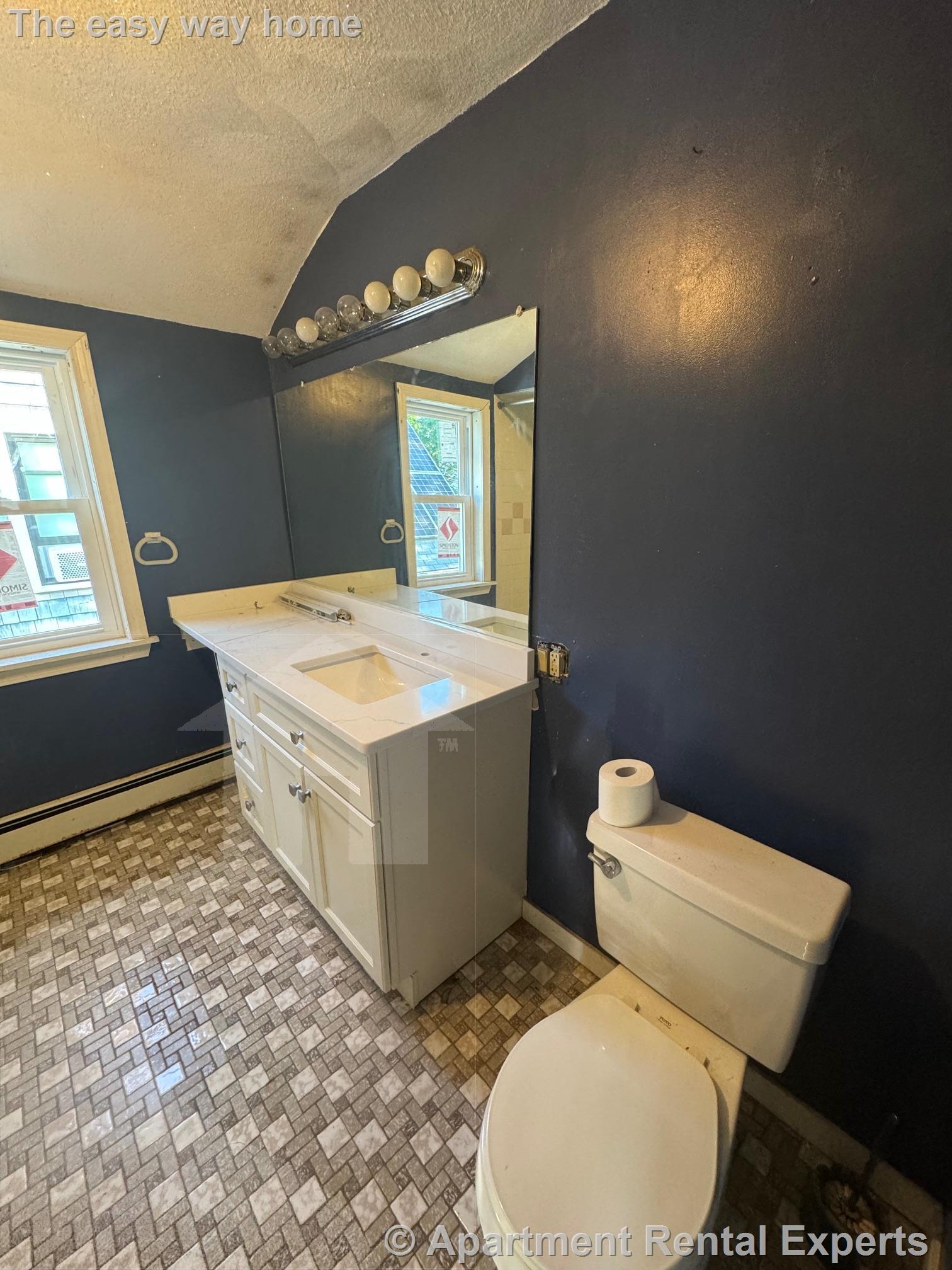 98 Josephine Ave, Davis Square