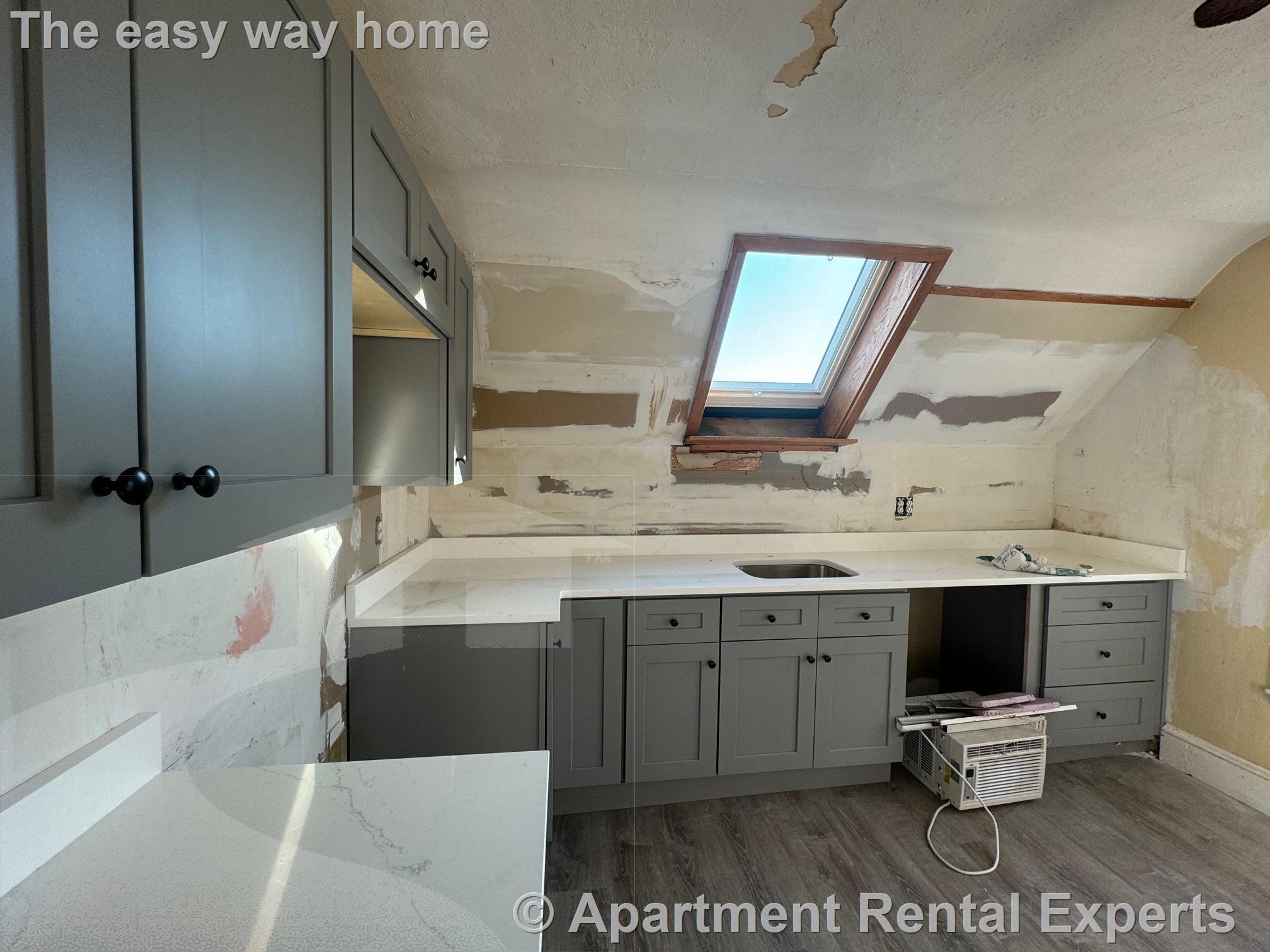 98 Josephine Ave, Davis Square