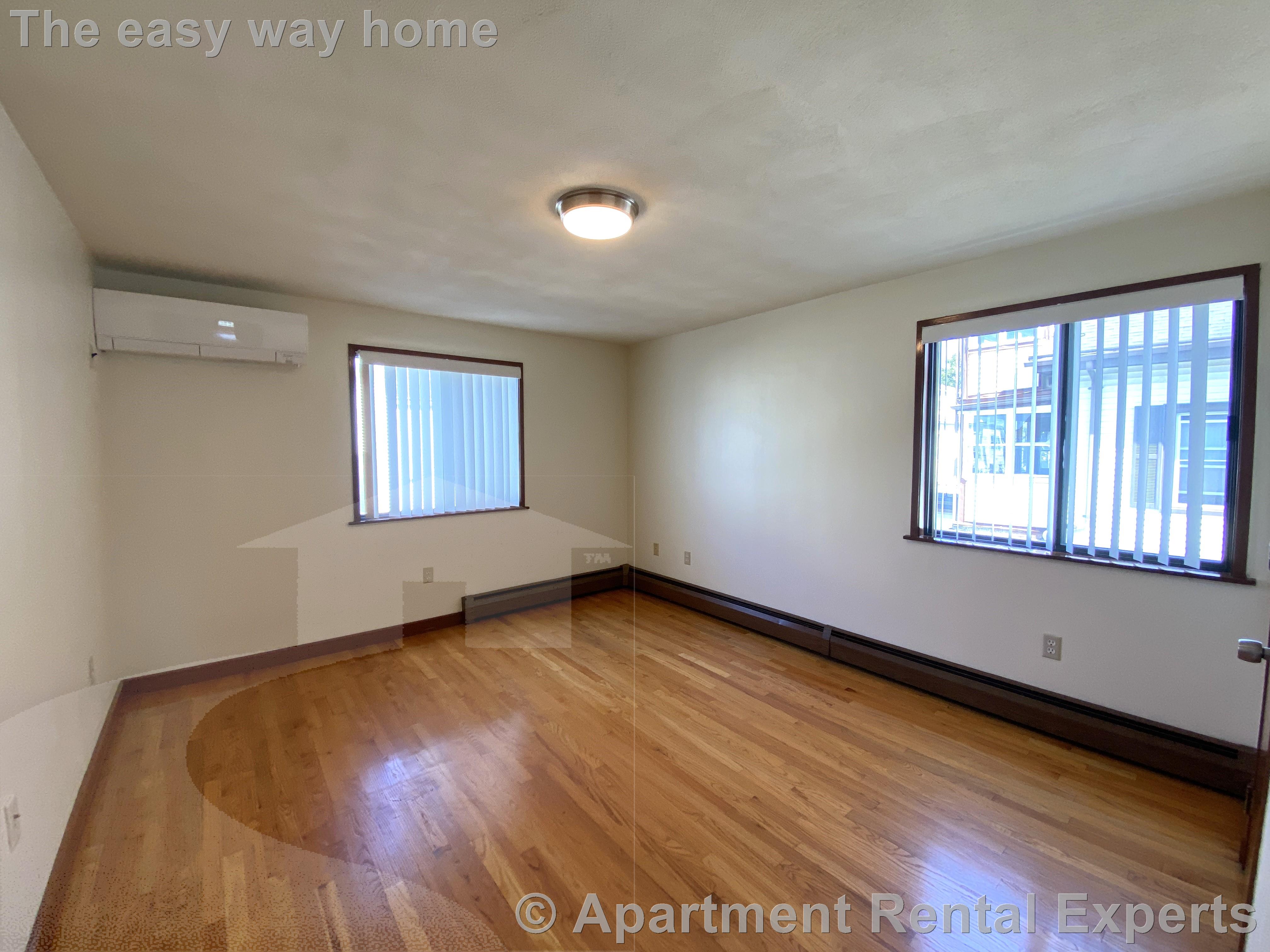 60-62 Myrtle St, Sullivan Square
