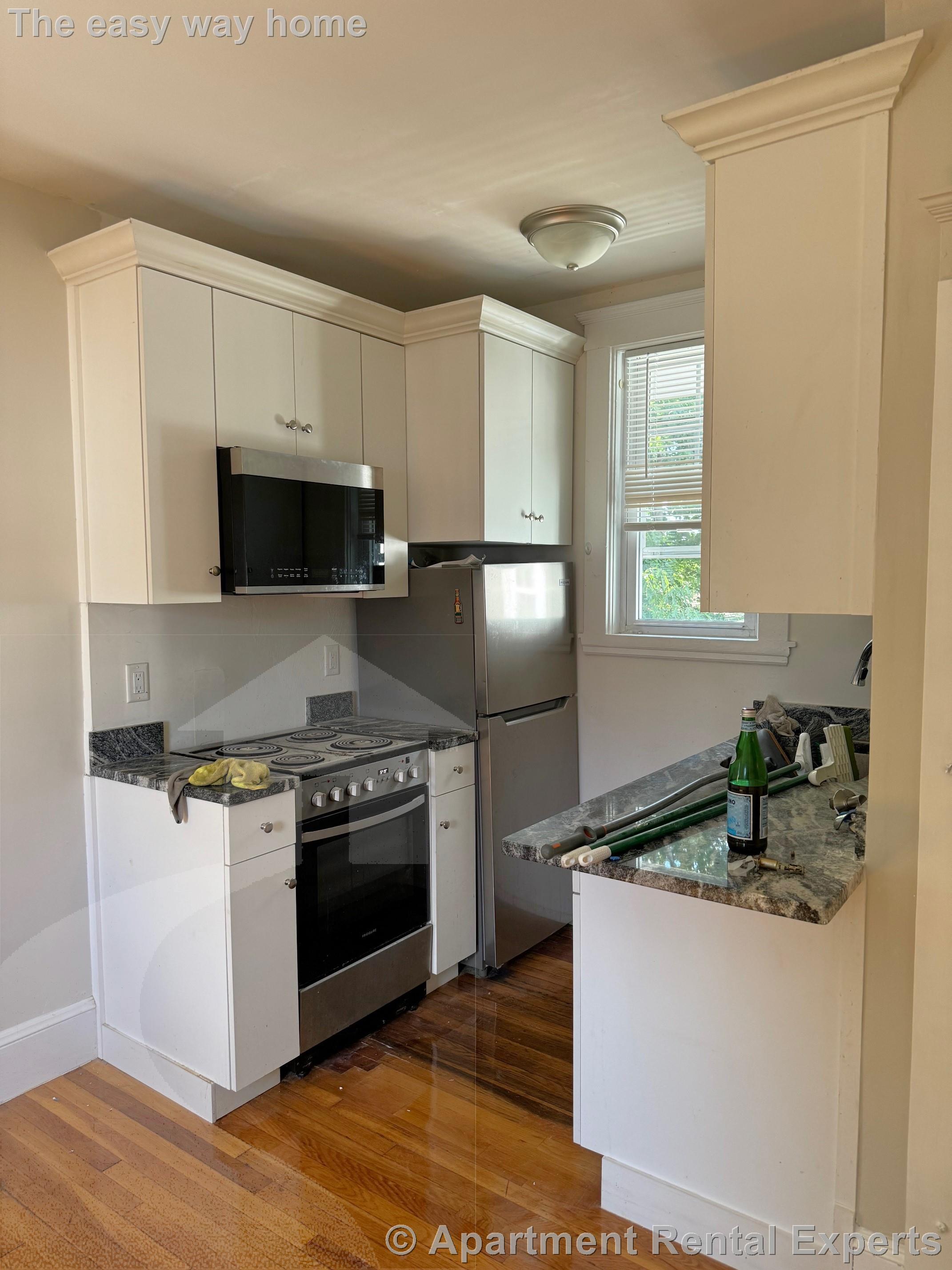 21 Lowell St, Porter Square