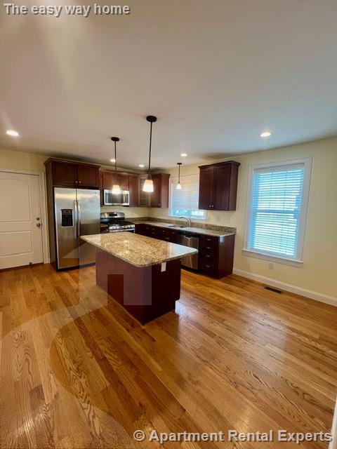 64 Bow St, Magoun Square