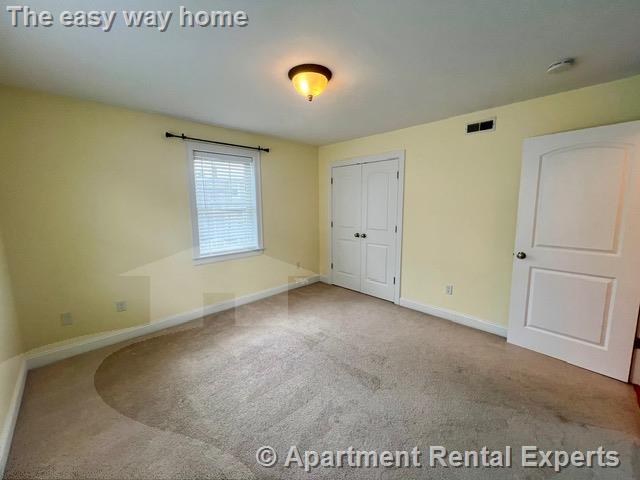 64 Bow St, Magoun Square